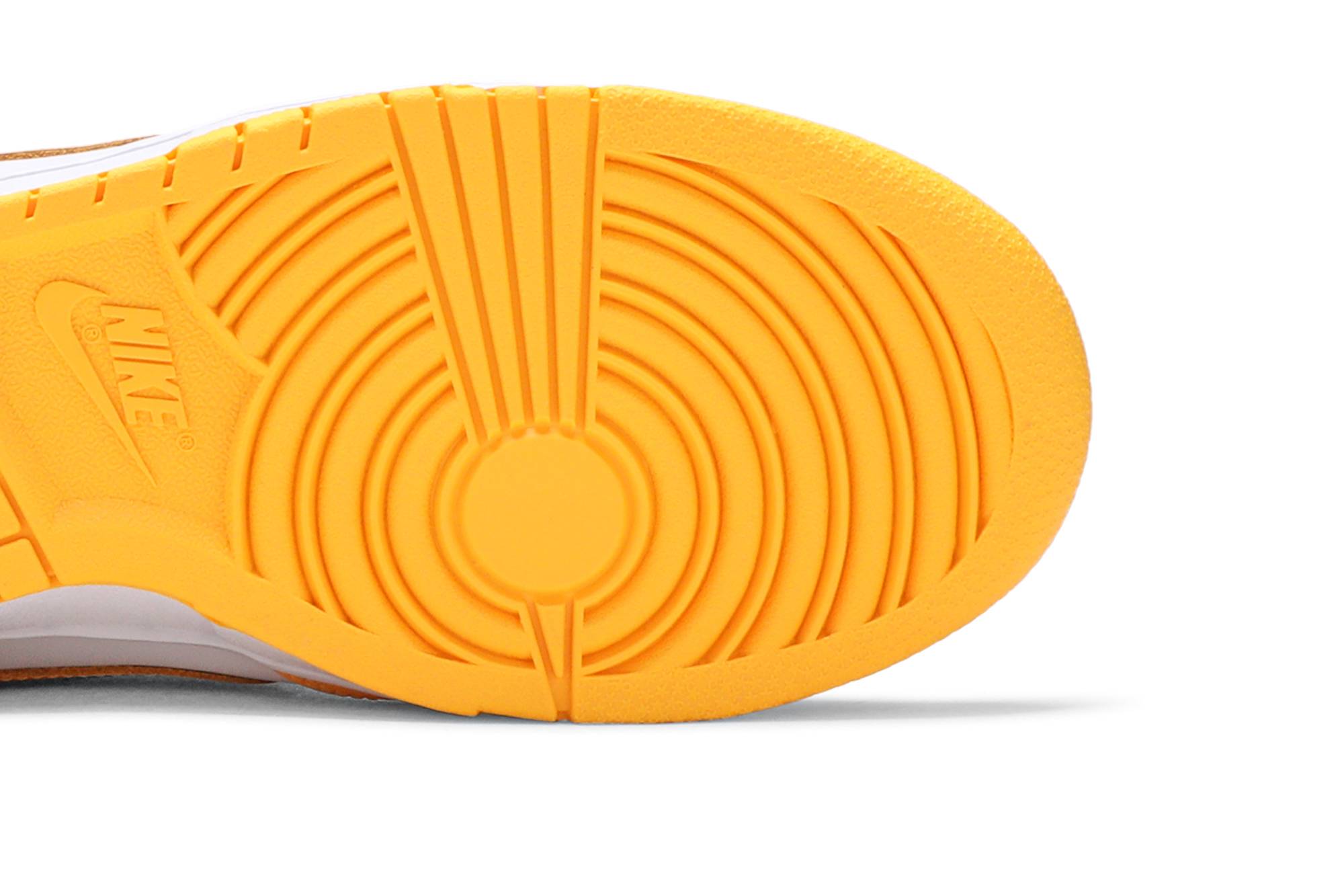 (Women) Nike Dunk Low ‘Laser Orange’ DD1503-800