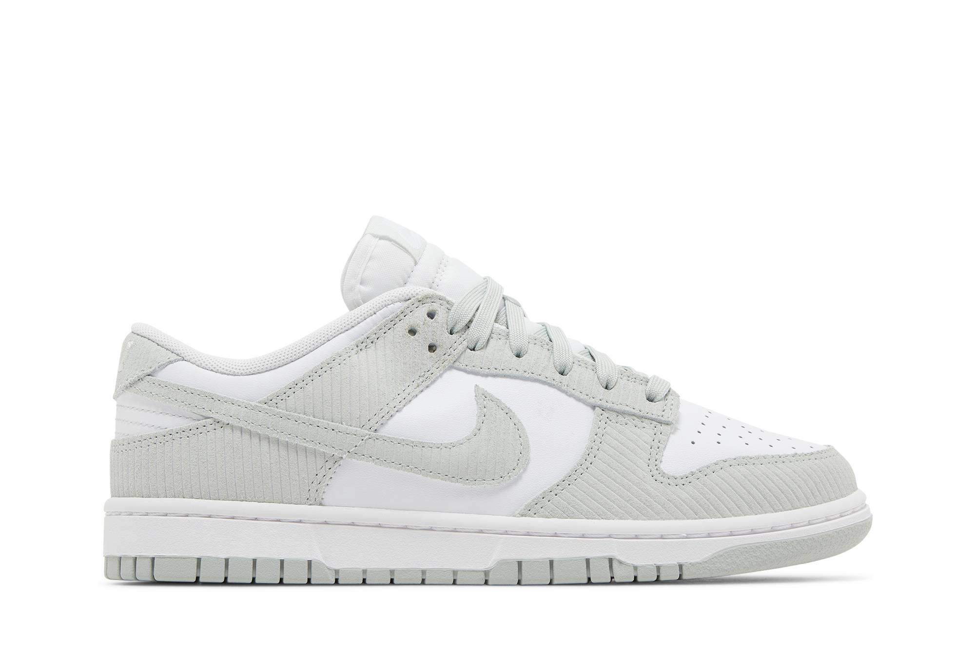 (Women) Nike Dunk Low Light Silver Corduroy FN7658-100 Nicesnk