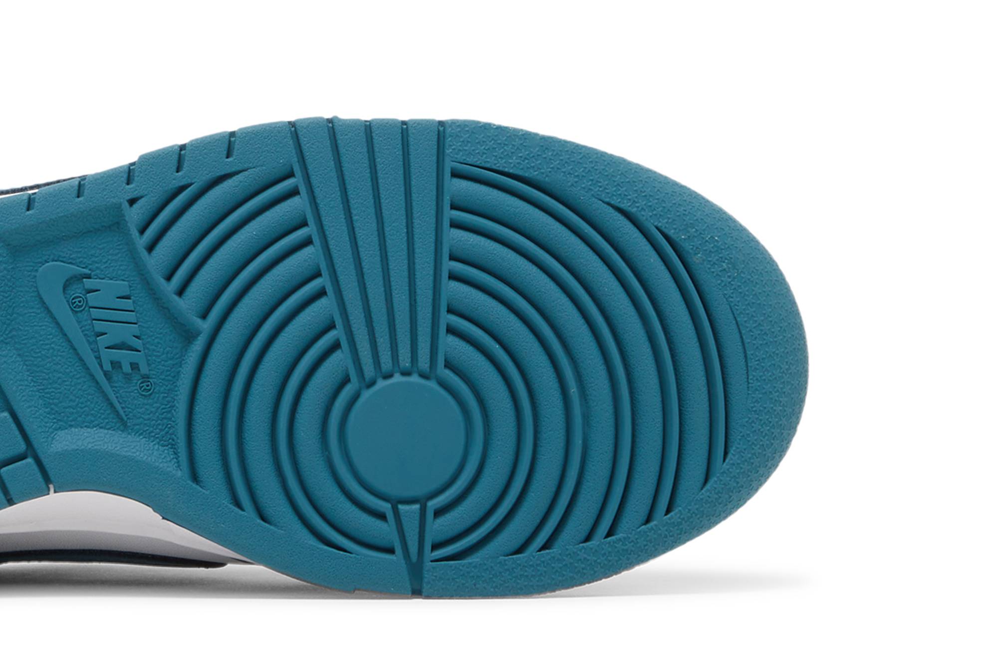 (Women) Nike Dunk Low ‘Noise Aqua’ FJ0739-100