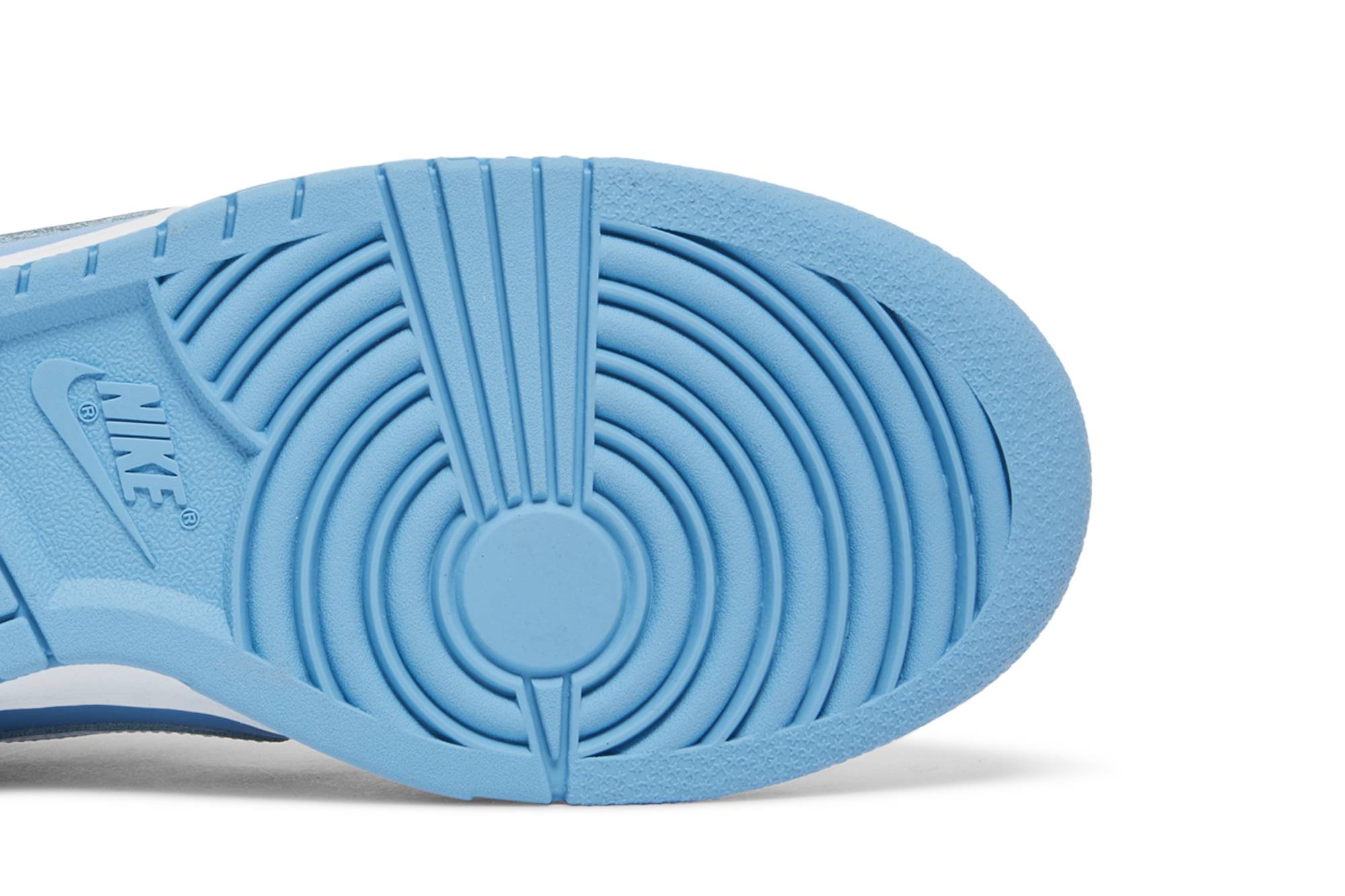 (Women) Nike Dunk Low ‘Reverse UNC’ DJ9955-101