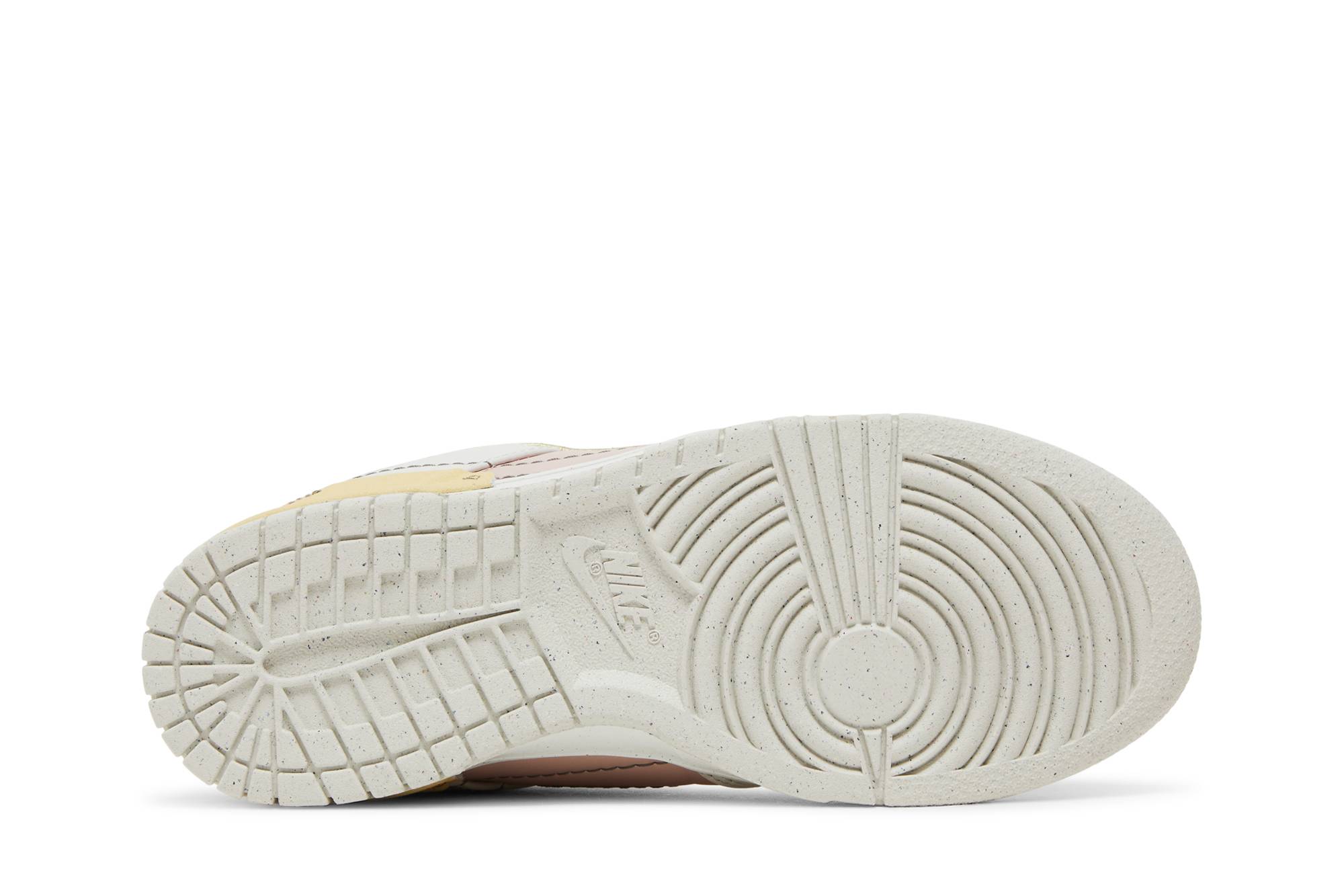 (Women) Nike Dunk Low Disrupt 2 ‘Pink Oxford’ DV4024-001