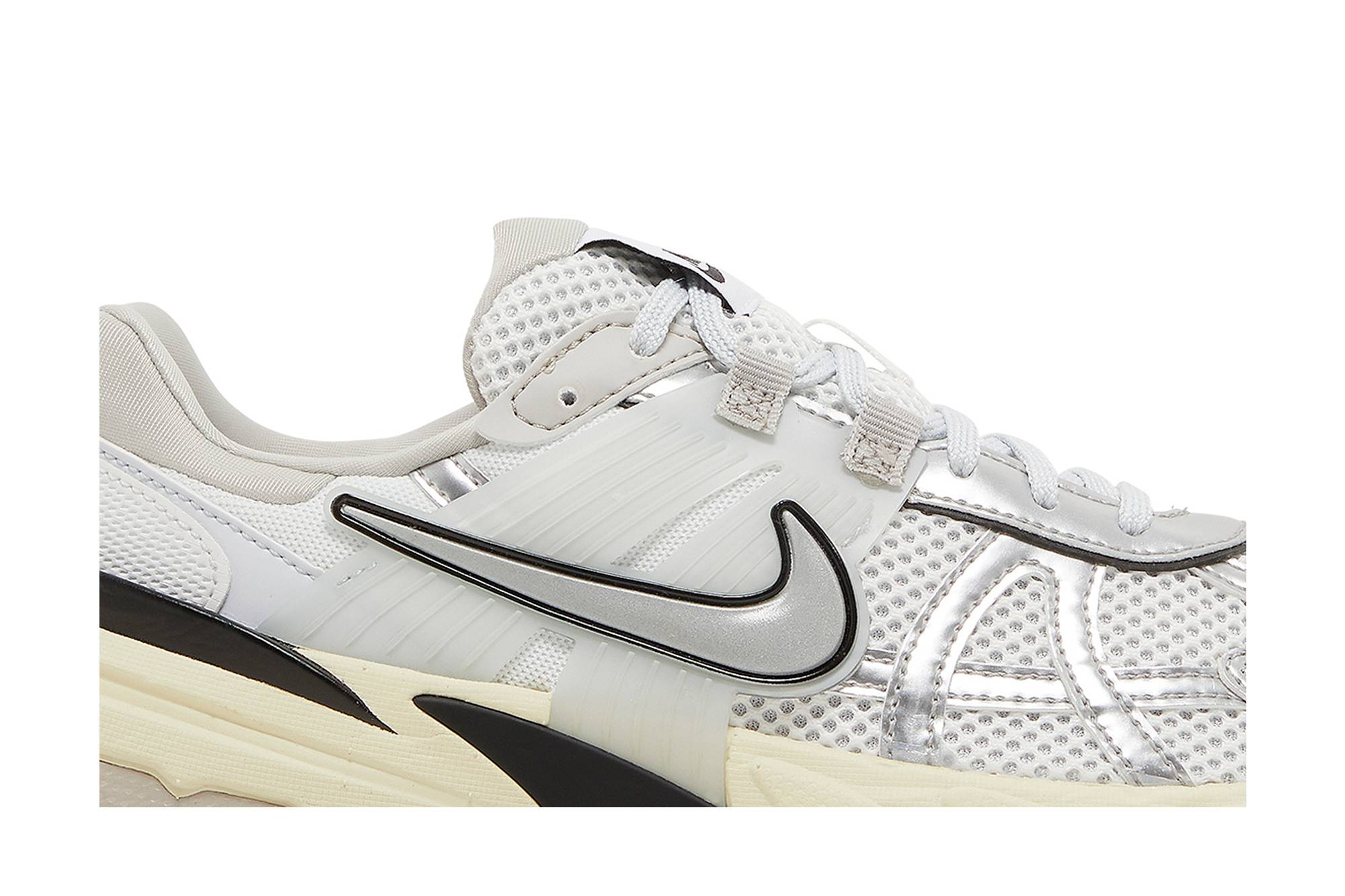 (Women) Nike Runtekk Summit White FD0736-100 Nicesnk