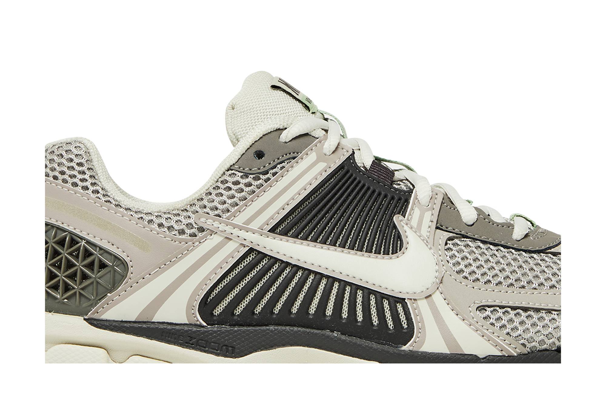 (Women) Nike Zoom Vomero 5 ‘Cobblestone and Flat Pewter’ FB8825-001