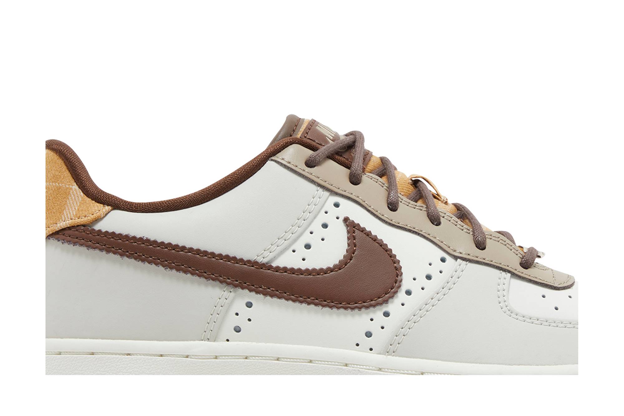 (Youth) Nike Air Force 1 LV8 ‘Brogue’ FV3702-121