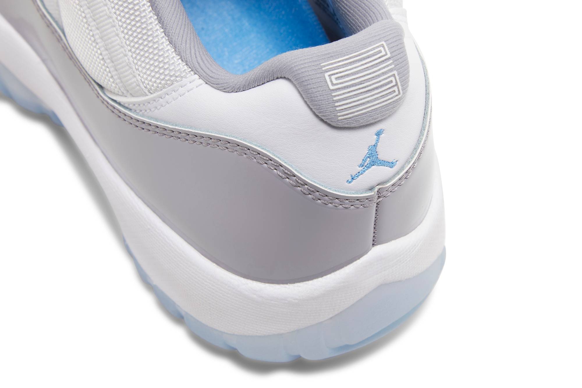 Air Jordan 11 Retro Low ‘Cement Grey’ AV2187-140