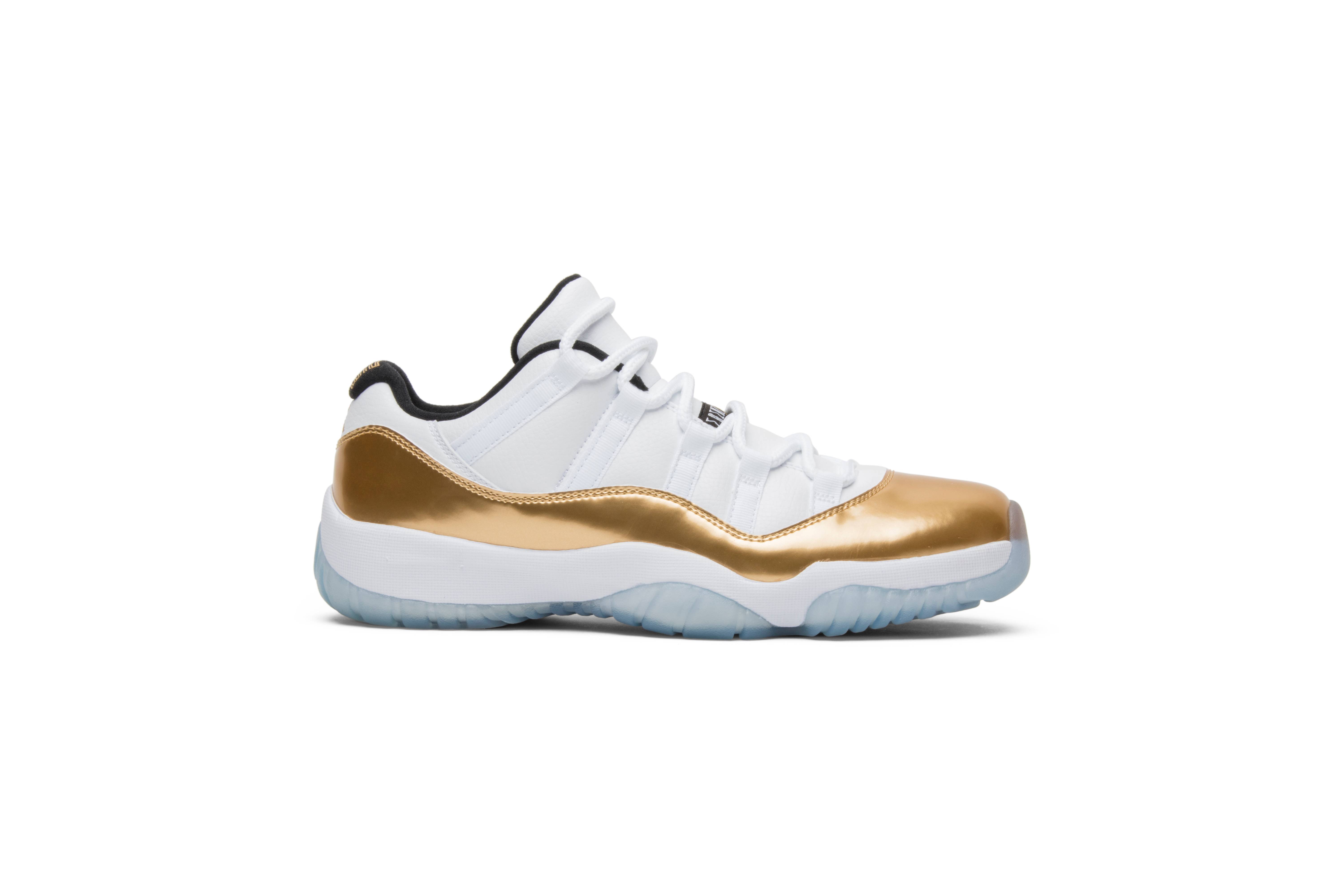 Air Jordan 11 Retro Low ‘Closing Ceremony’ 528895-103