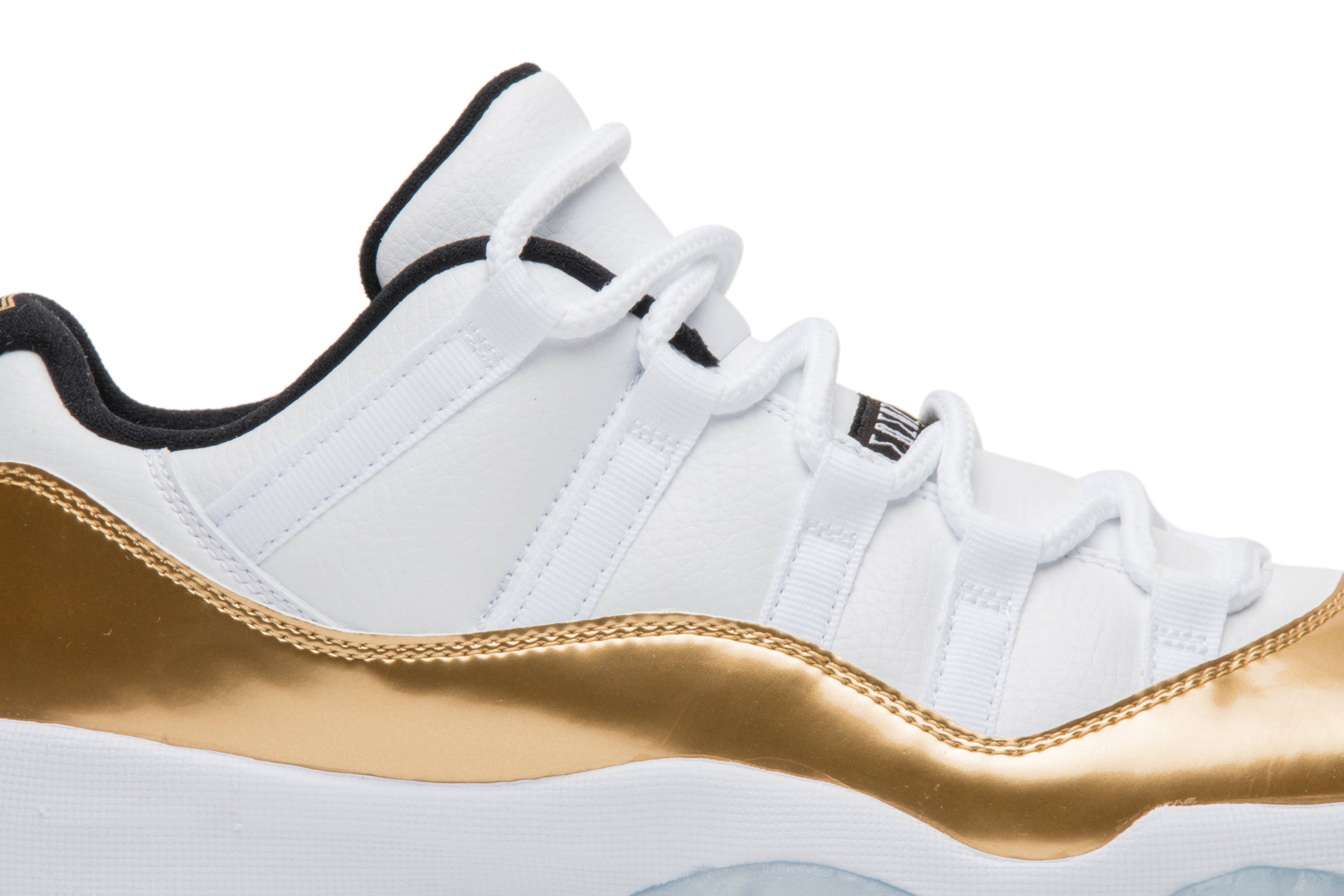 Air Jordan 11 Retro Low ‘Closing Ceremony’ 528895-103
