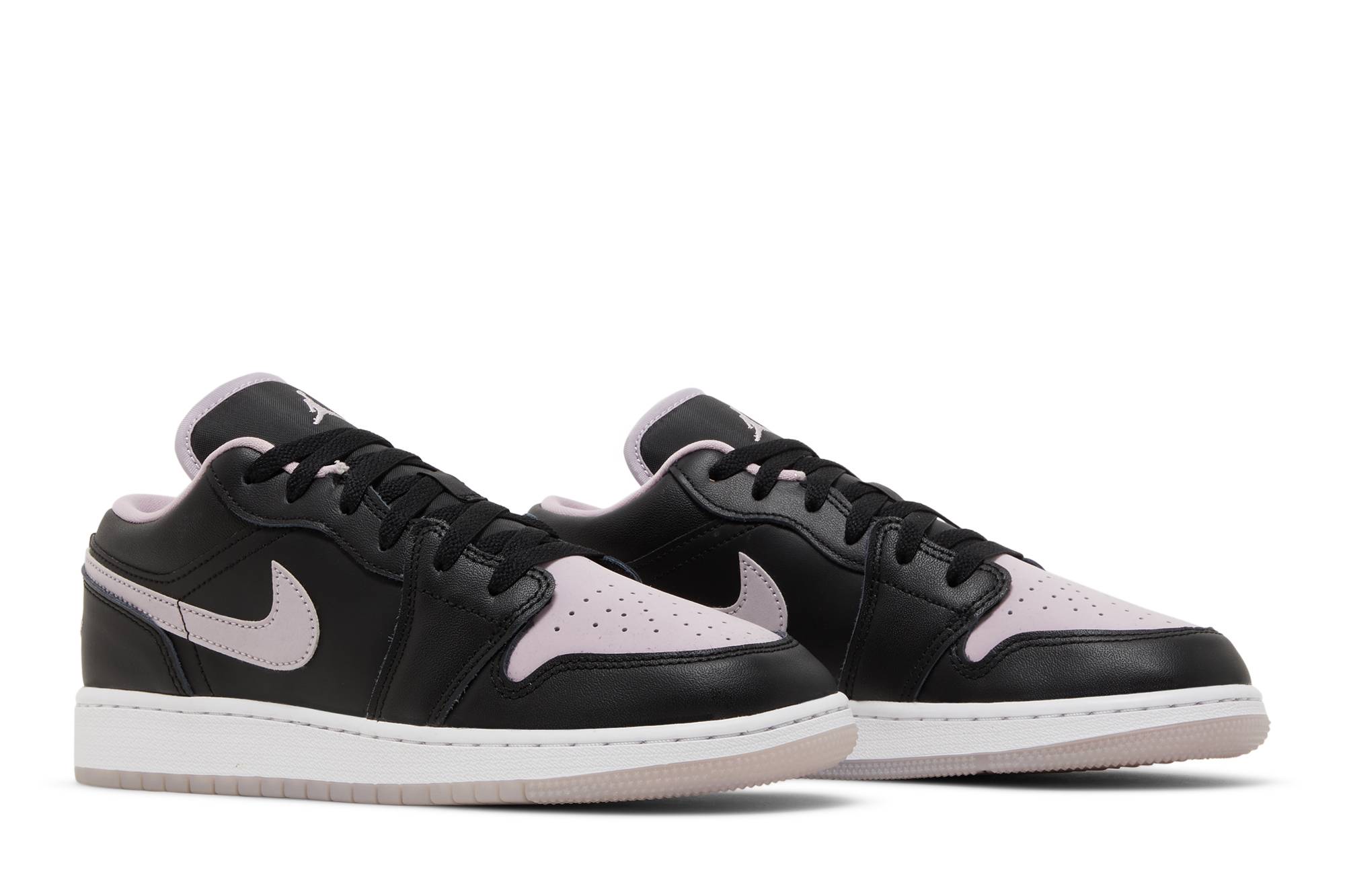 (Grade School) Air Jordan 1 Low SE ‘Black Iced Lilac’ DV1333-051
