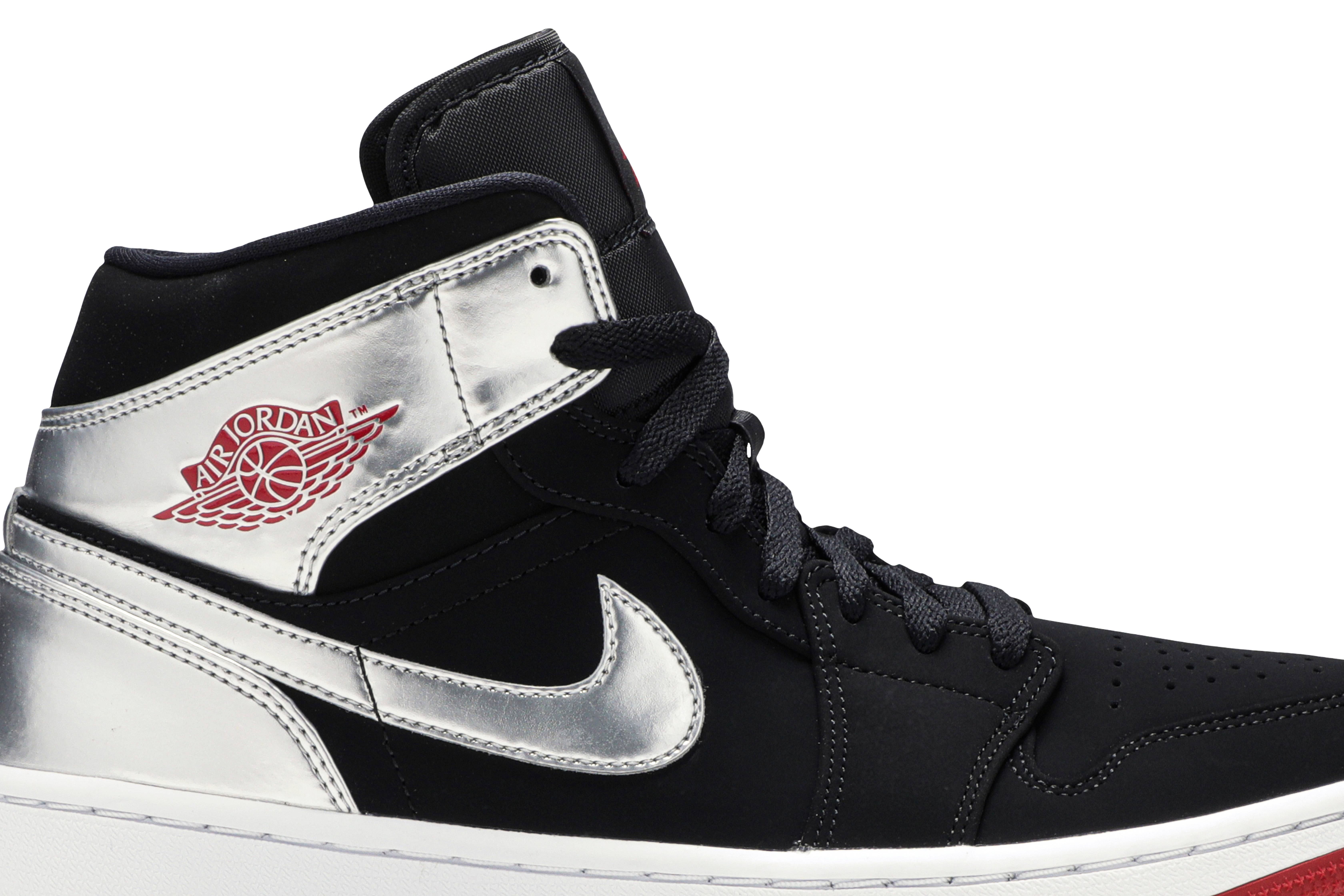 Air Jordan 1 Mid ‘Black Metallic Silver’ 554724-057