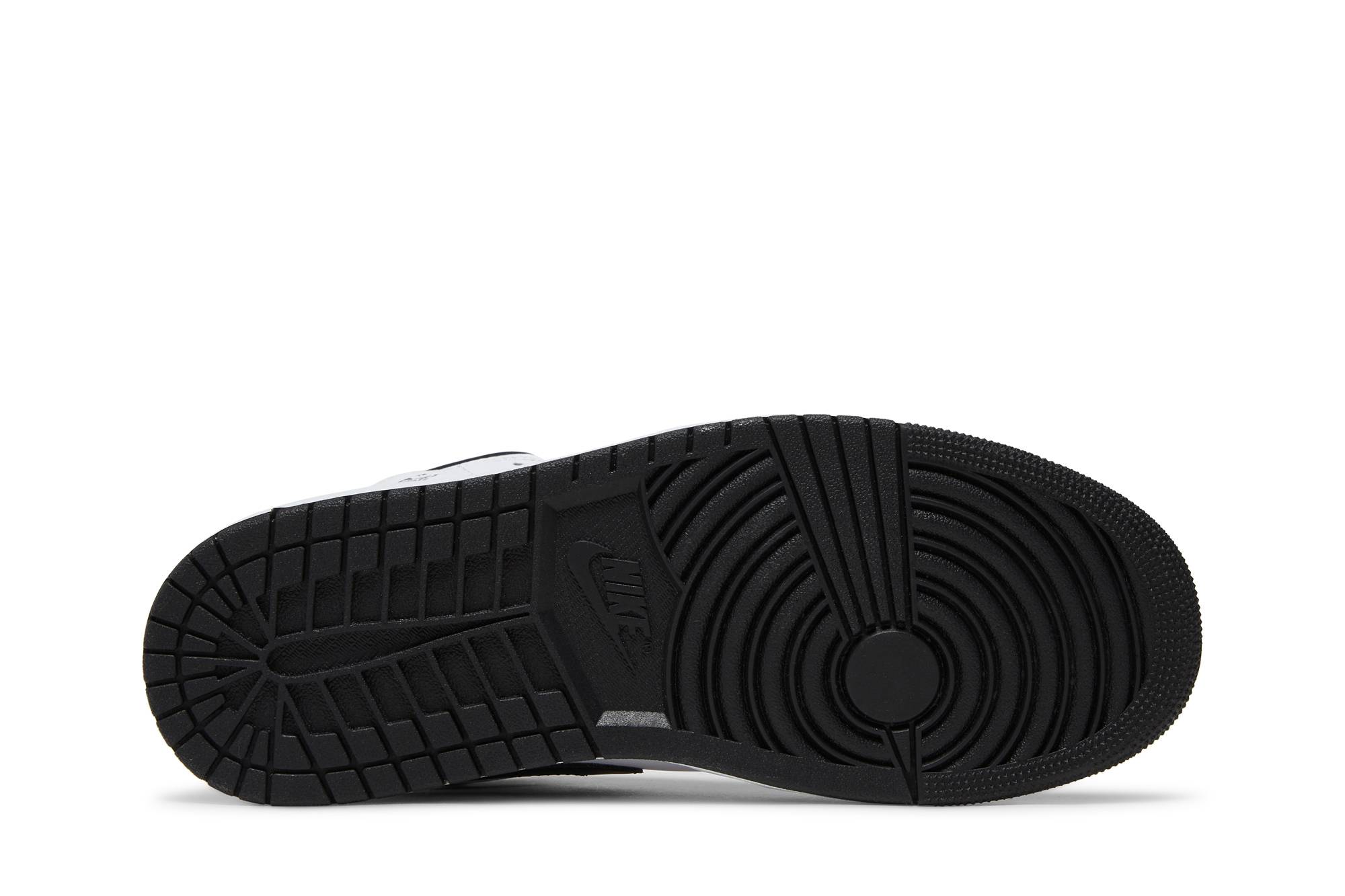 Air Jordan 1 Mid ‘White Black’ DQ8426-132