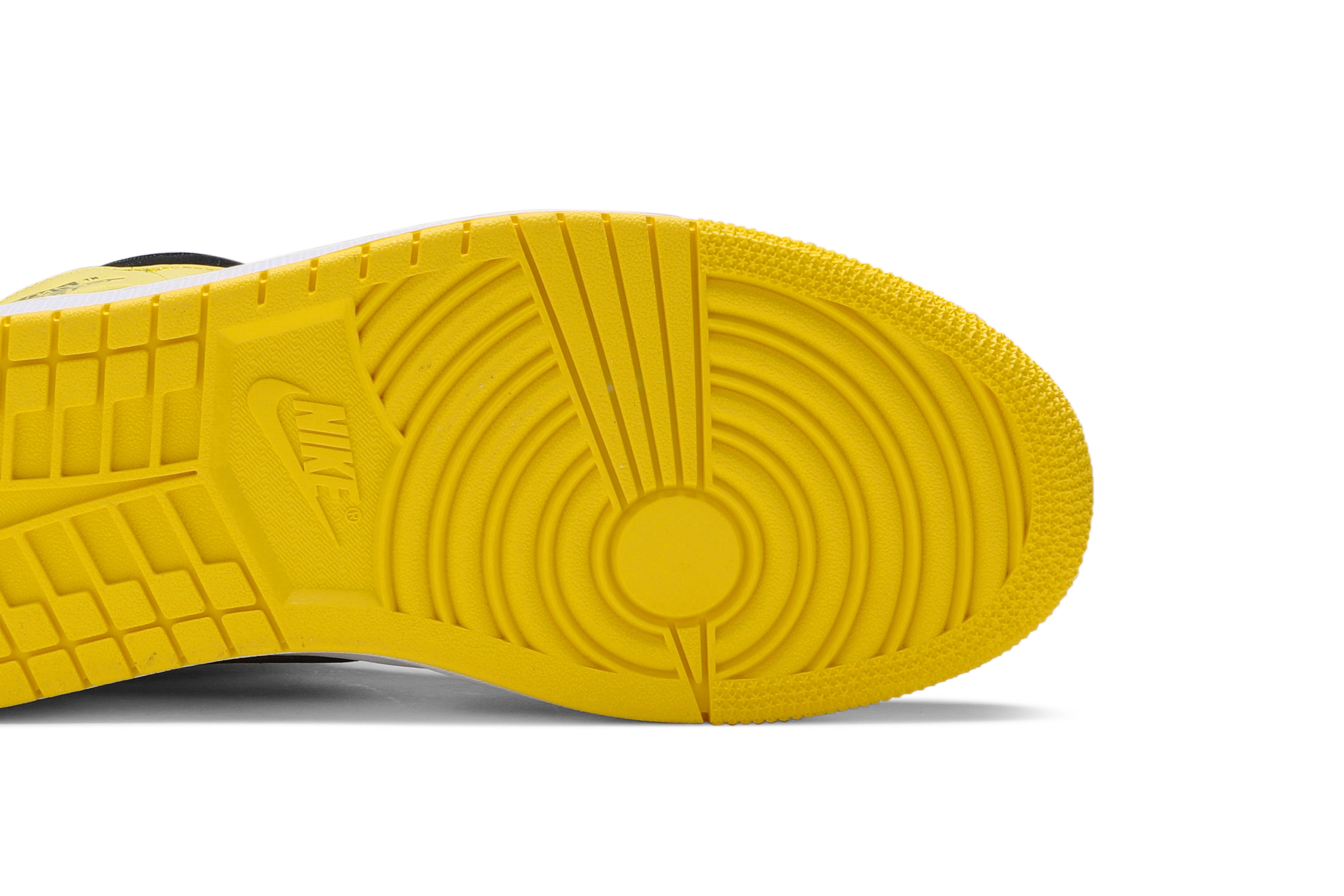 Air Jordan 1 Mid SE ‘Yellow Toe’ 852542-071