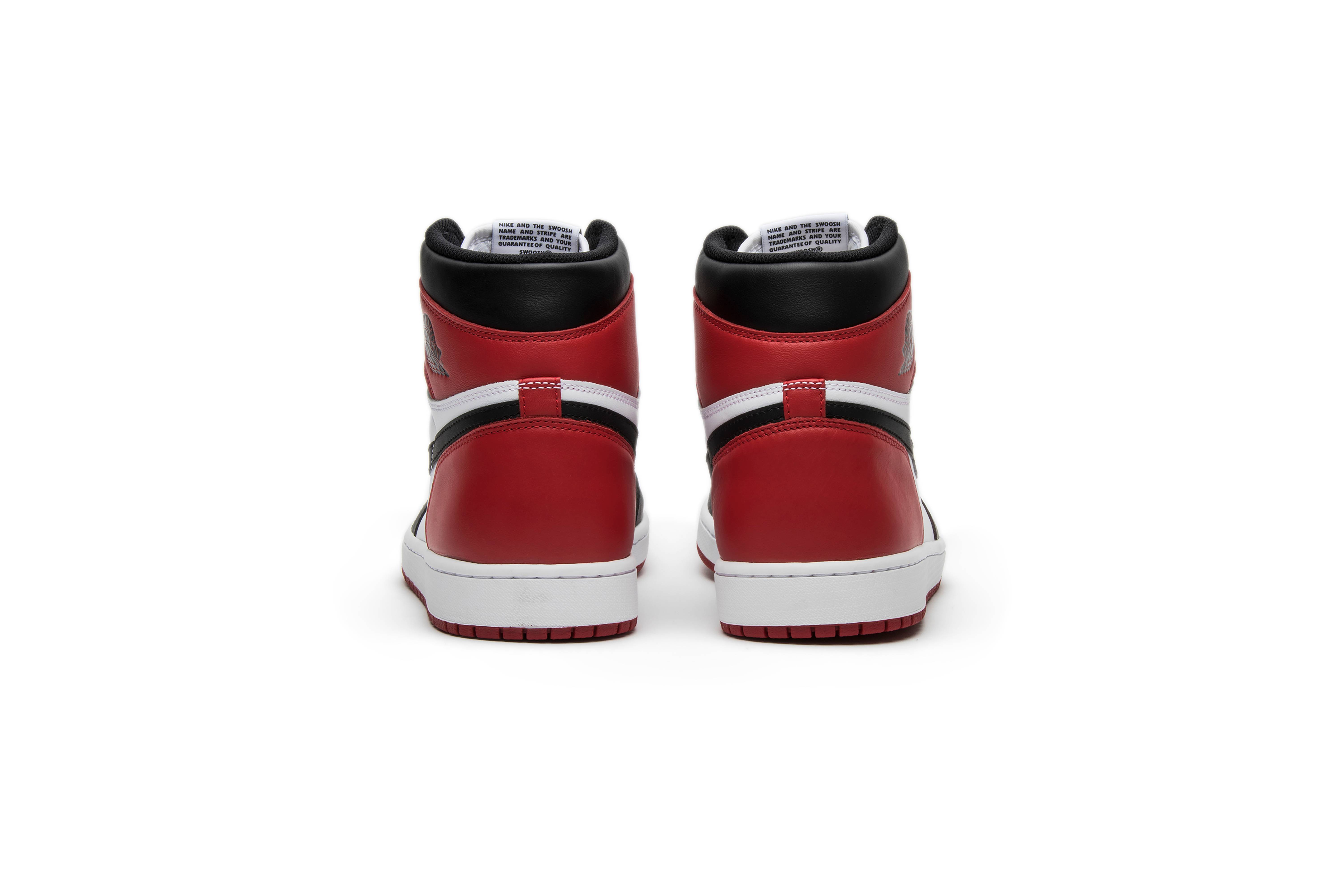 Air Jordan 1 Retro High OG Black Toe 2016 555088-125 Nicesnk