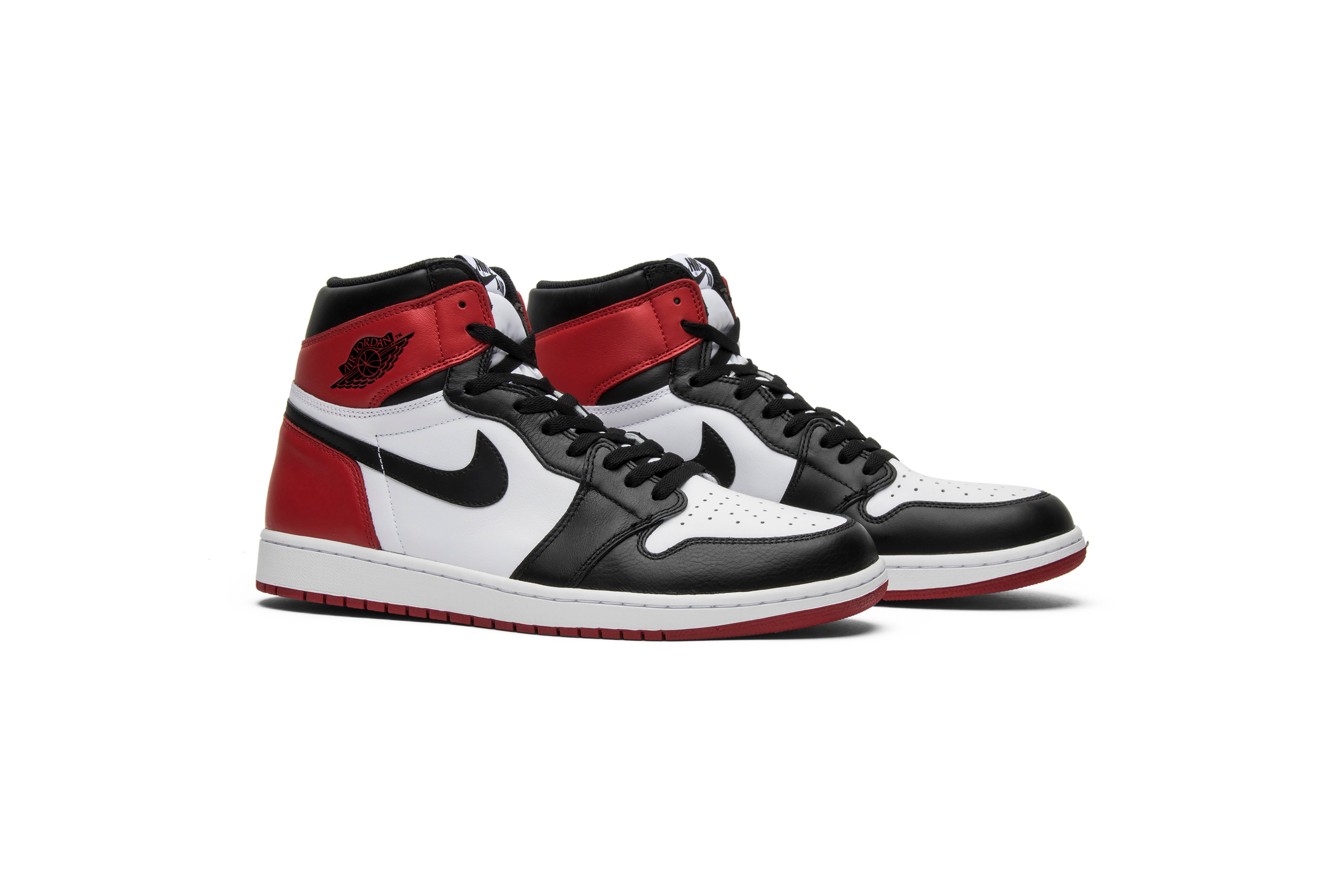 Air Jordan 1 Retro High OG Black Toe 2016 555088-125 Nicesnk