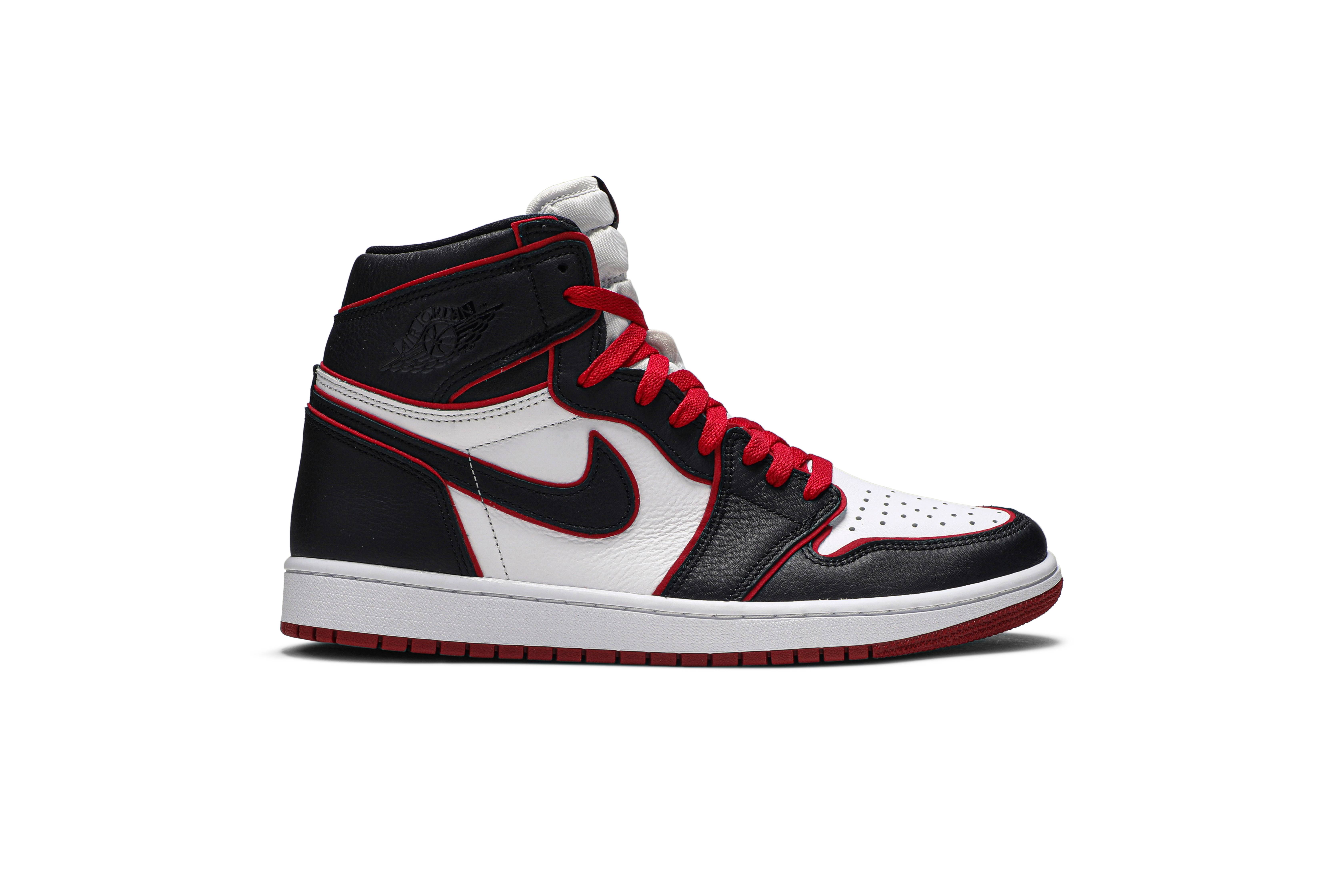 Air Jordan 1 Retro High OG ‘Bloodline’ 555088-062