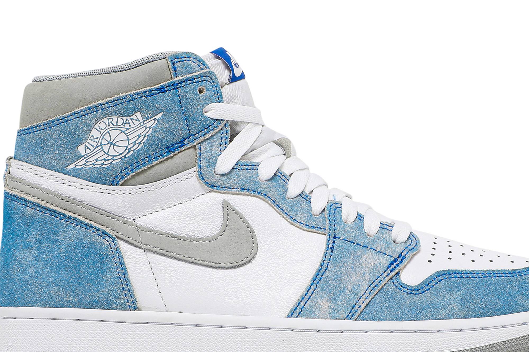 Air Jordan 1 Retro High OG ‘Hyper Royal’ 555088-402