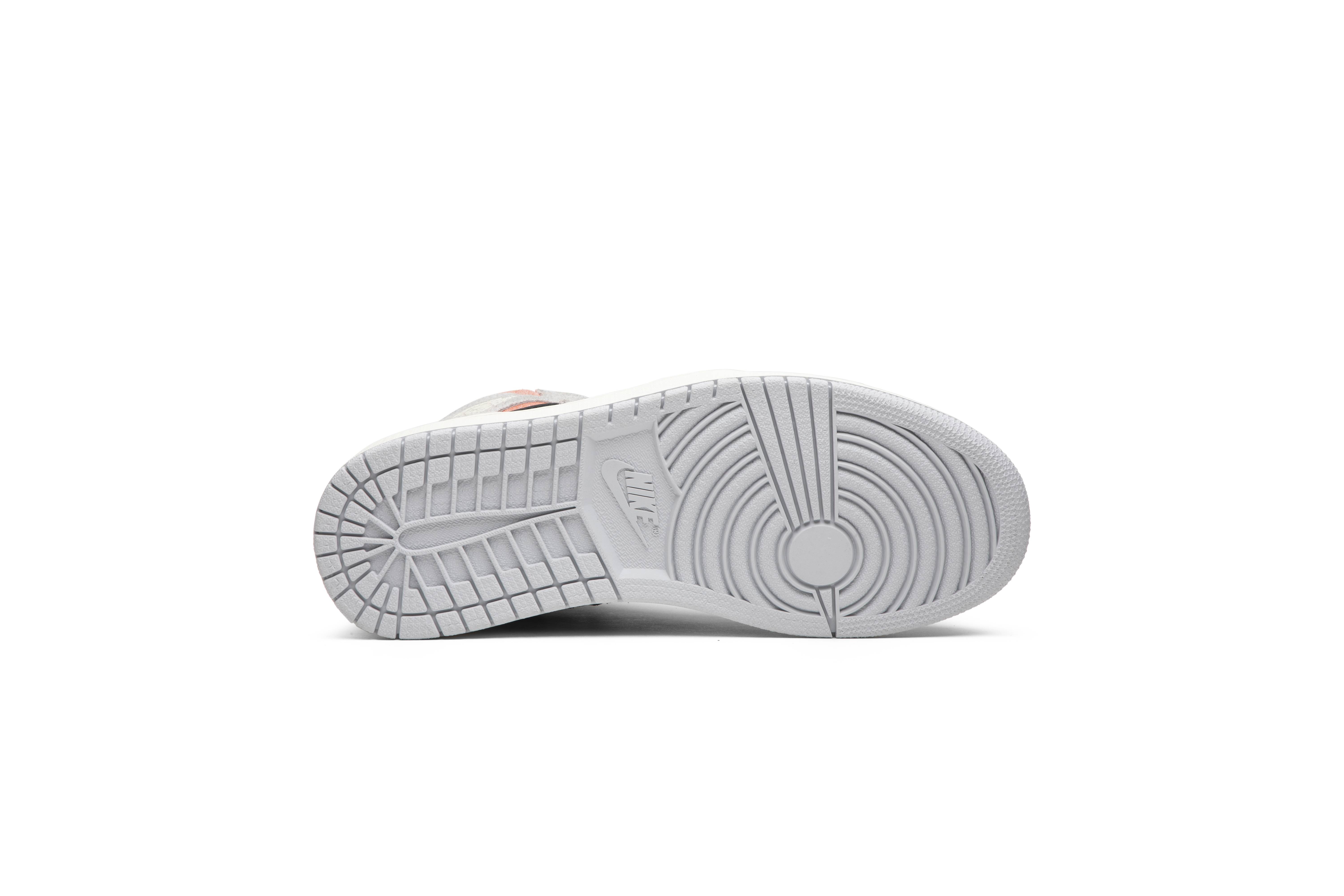 Air Jordan 1 Retro High OG ‘Neutral Grey’ 555088-018