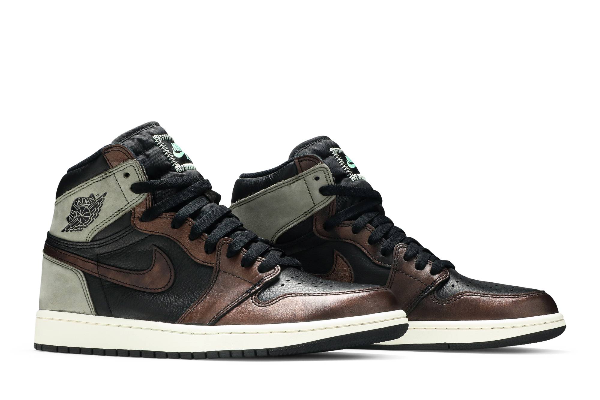 Air Jordan 1 Retro High OG ‘Patina’ 555088-033