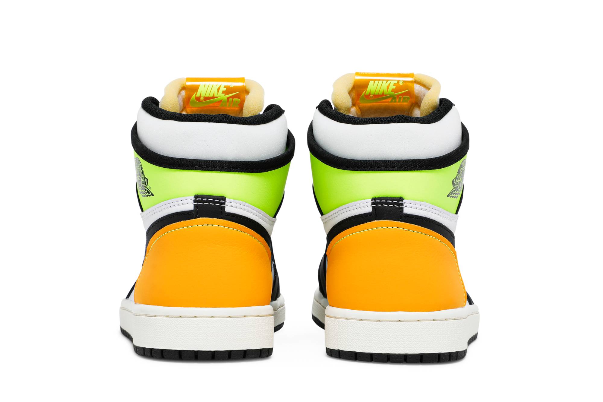 Air Jordan 1 Retro High OG ‘Volt Gold’ 555088-118