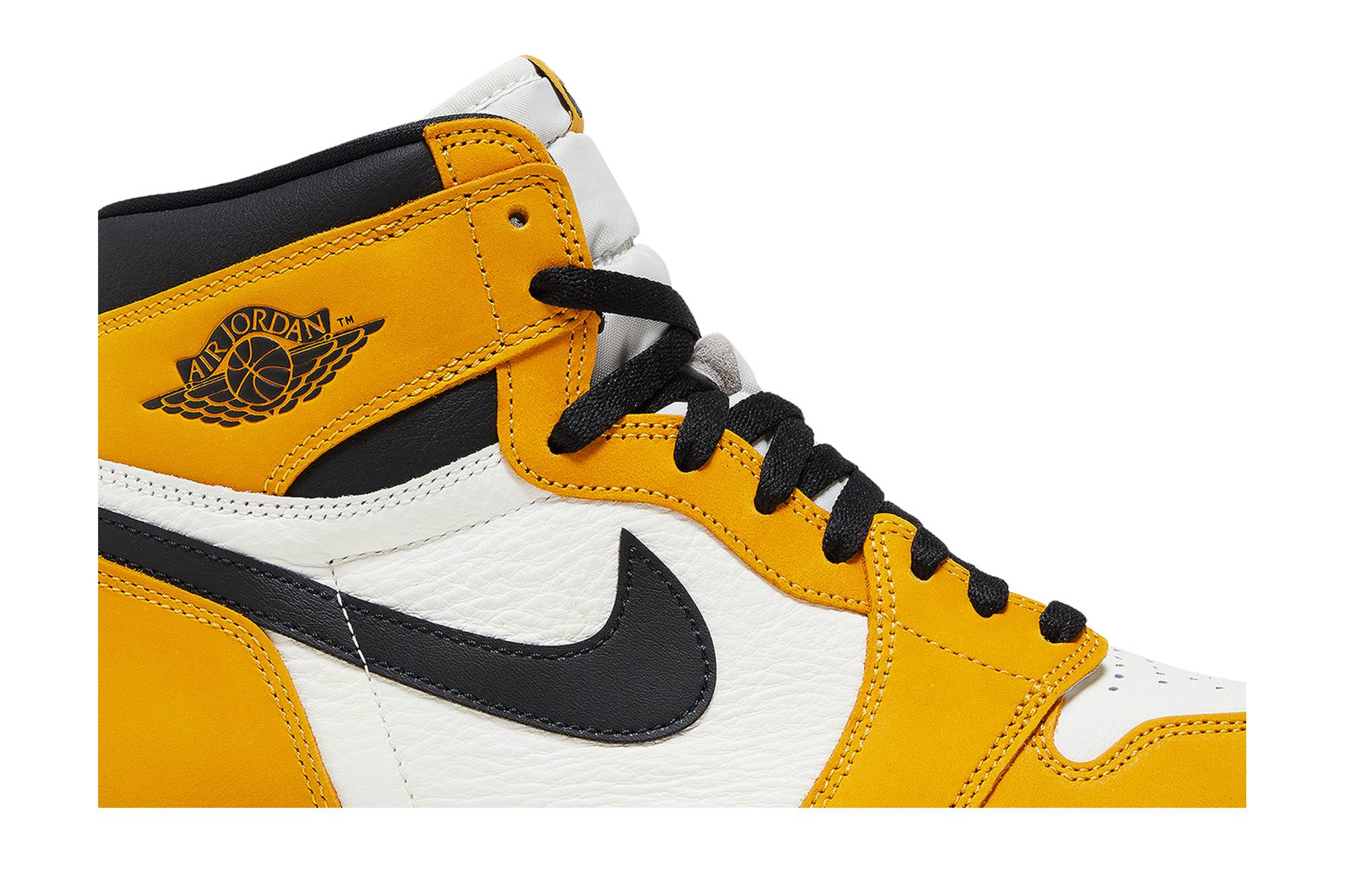 Air Jordan 1 Retro High OG ‘Yellow Ochre’ DZ5485-701