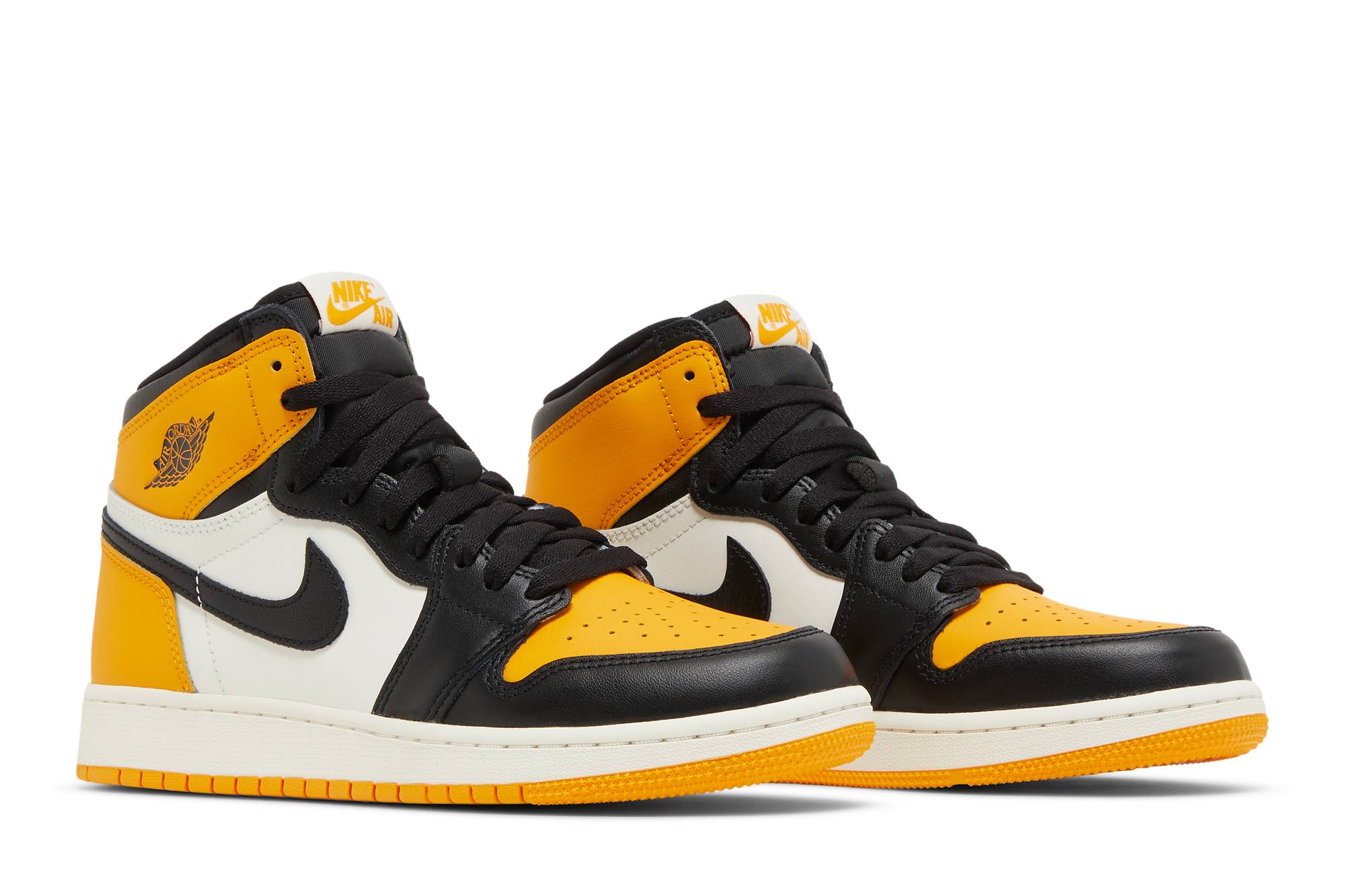 Air Jordan 1 Retro High OG ‘Yellow Toe’ 555088-711