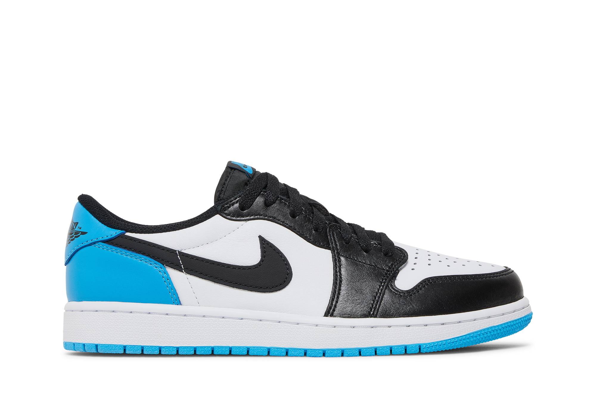 Air Jordan 1 Retro Low OG ‘UNC’ CZ0790-104