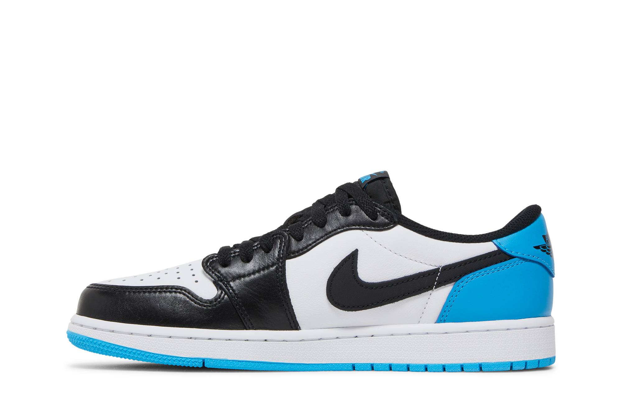 Air Jordan 1 Retro Low OG ‘UNC’ CZ0790-104