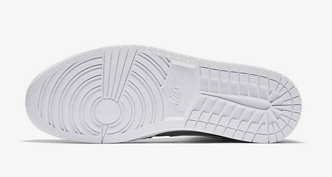 Air Jordan 1 Retro Mid ‘Obsidian White’ 554724-402