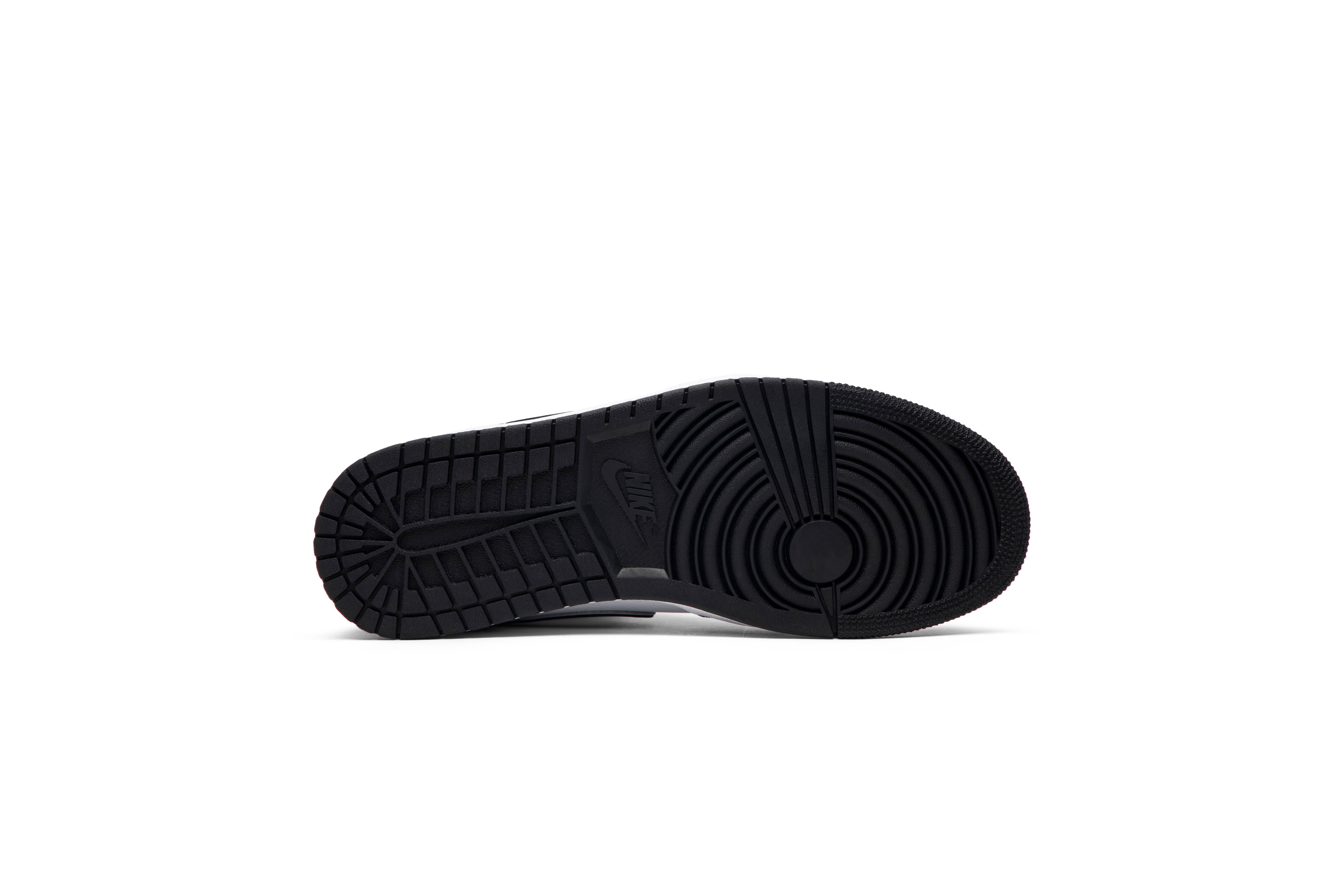 Air Jordan 1 Retro Mid ‘Top 3’ 554724-124