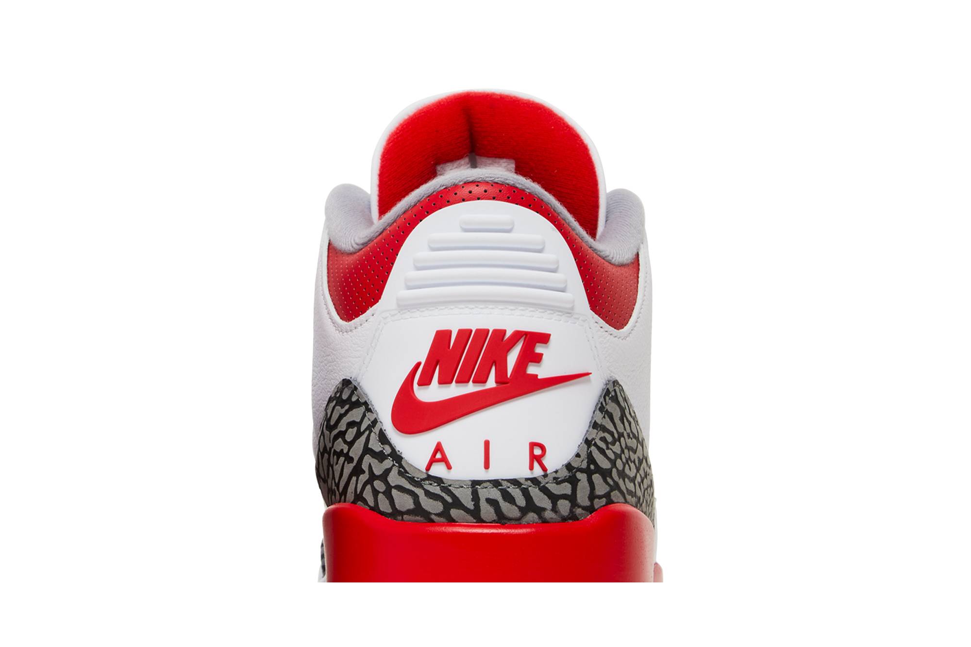 Air Jordan 3 OG ‘Fire Red’ 2022 DN3707-160