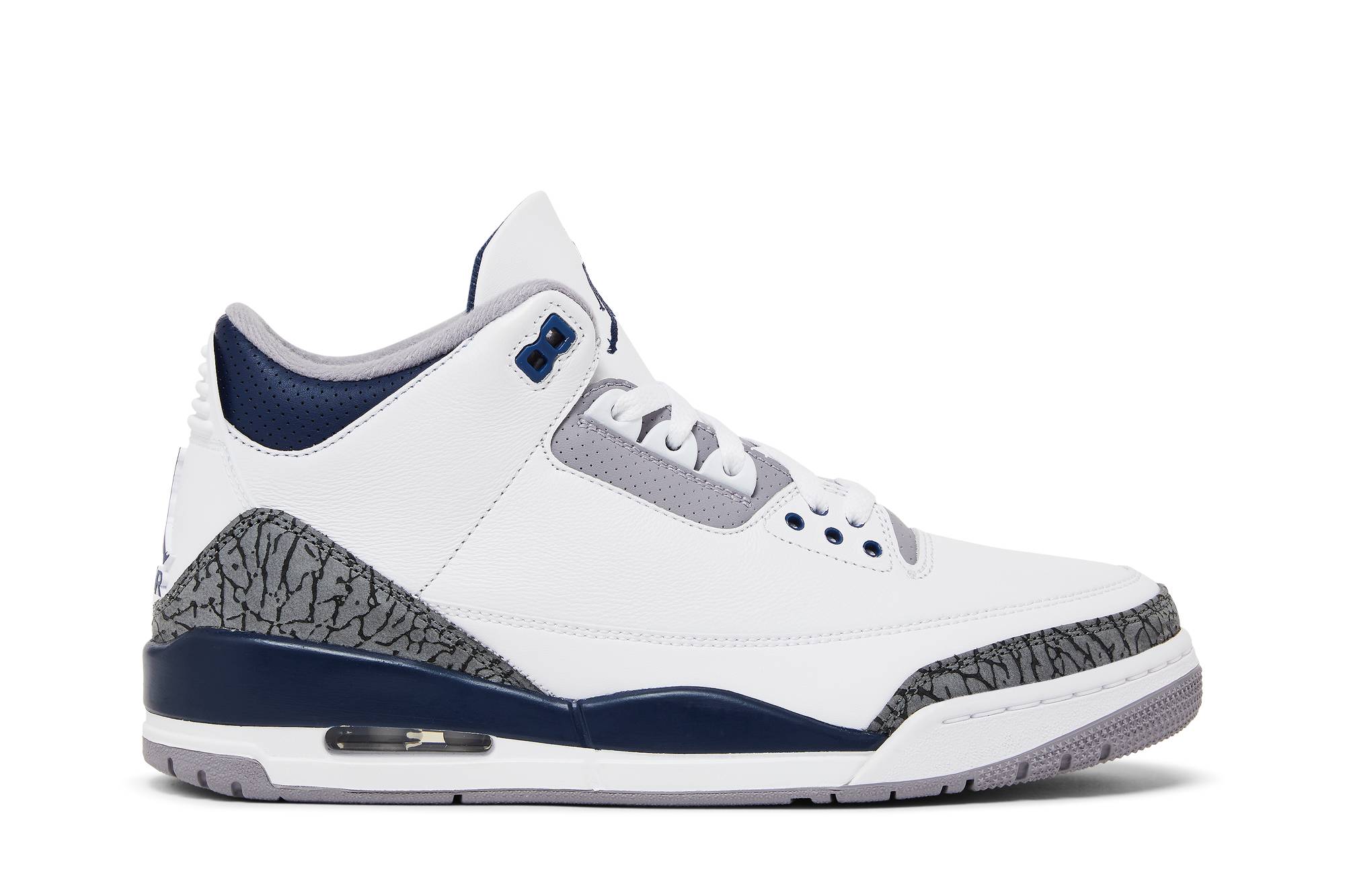 Air Jordan 3 Retro ‘Midnight Navy’ CT8532-140