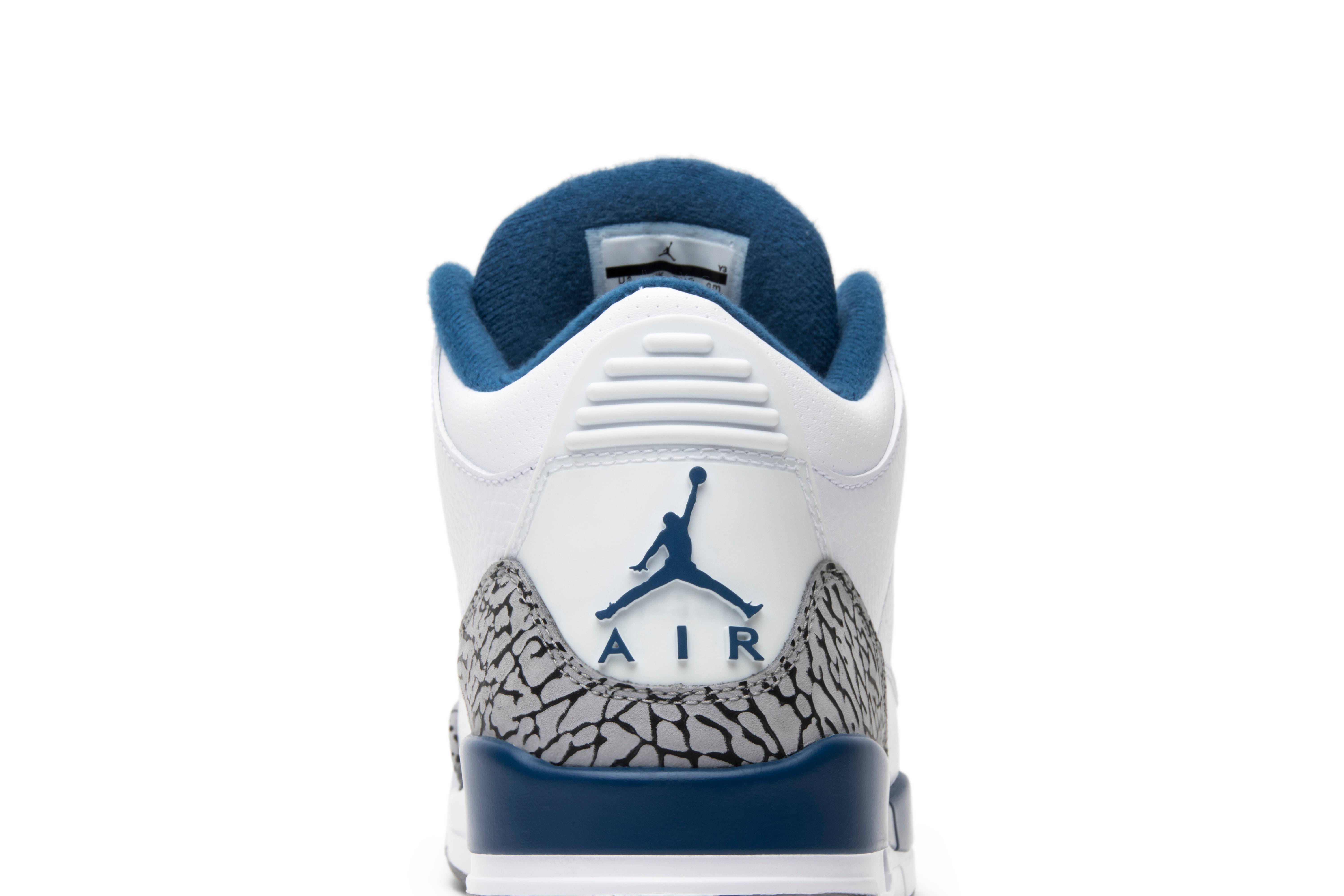 Air Jordan 3 Retro ‘True Blue’ 2011 136064-104