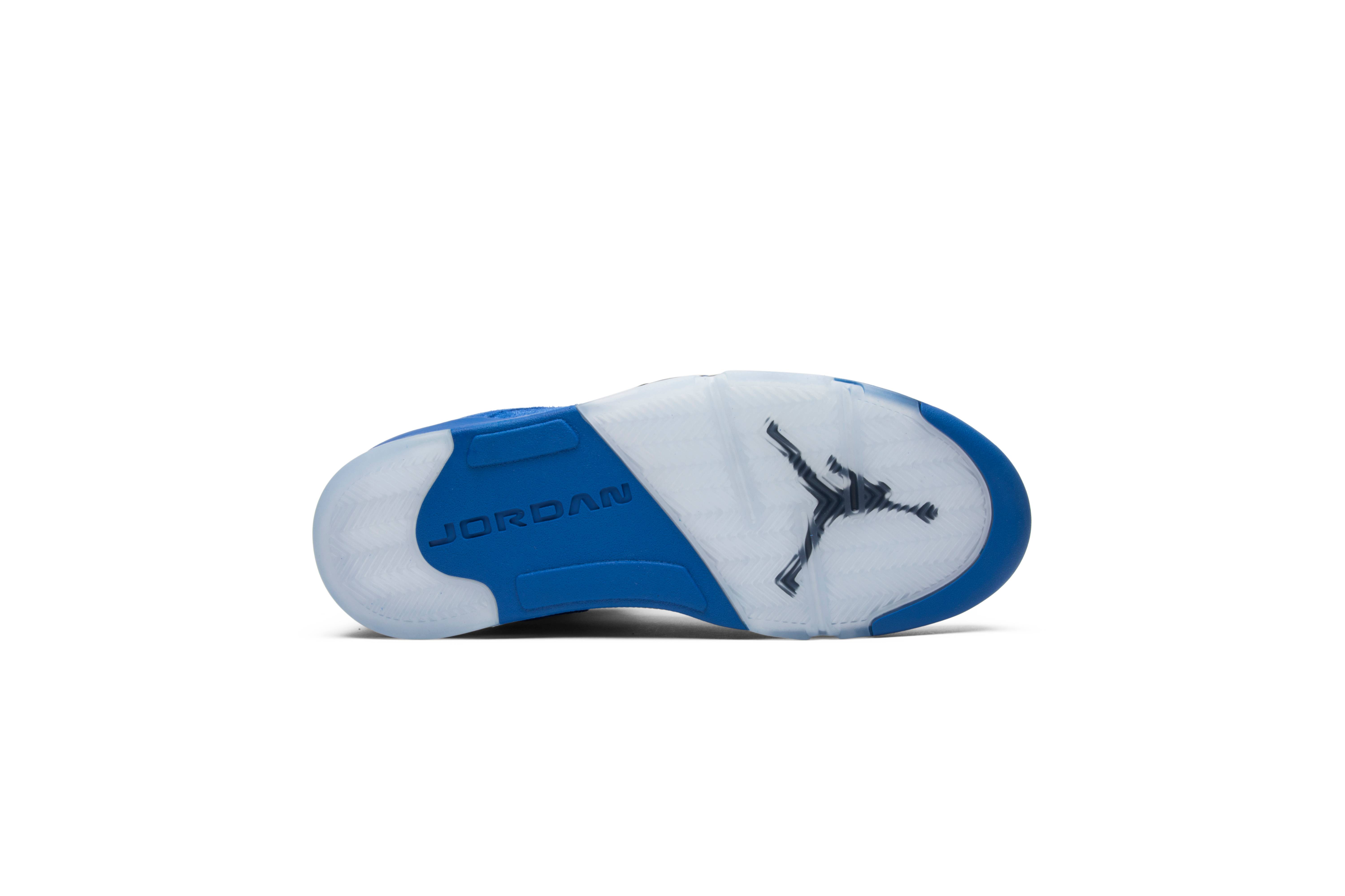 Air Jordan 5 Retro ‘Blue Suede’ 136027-401