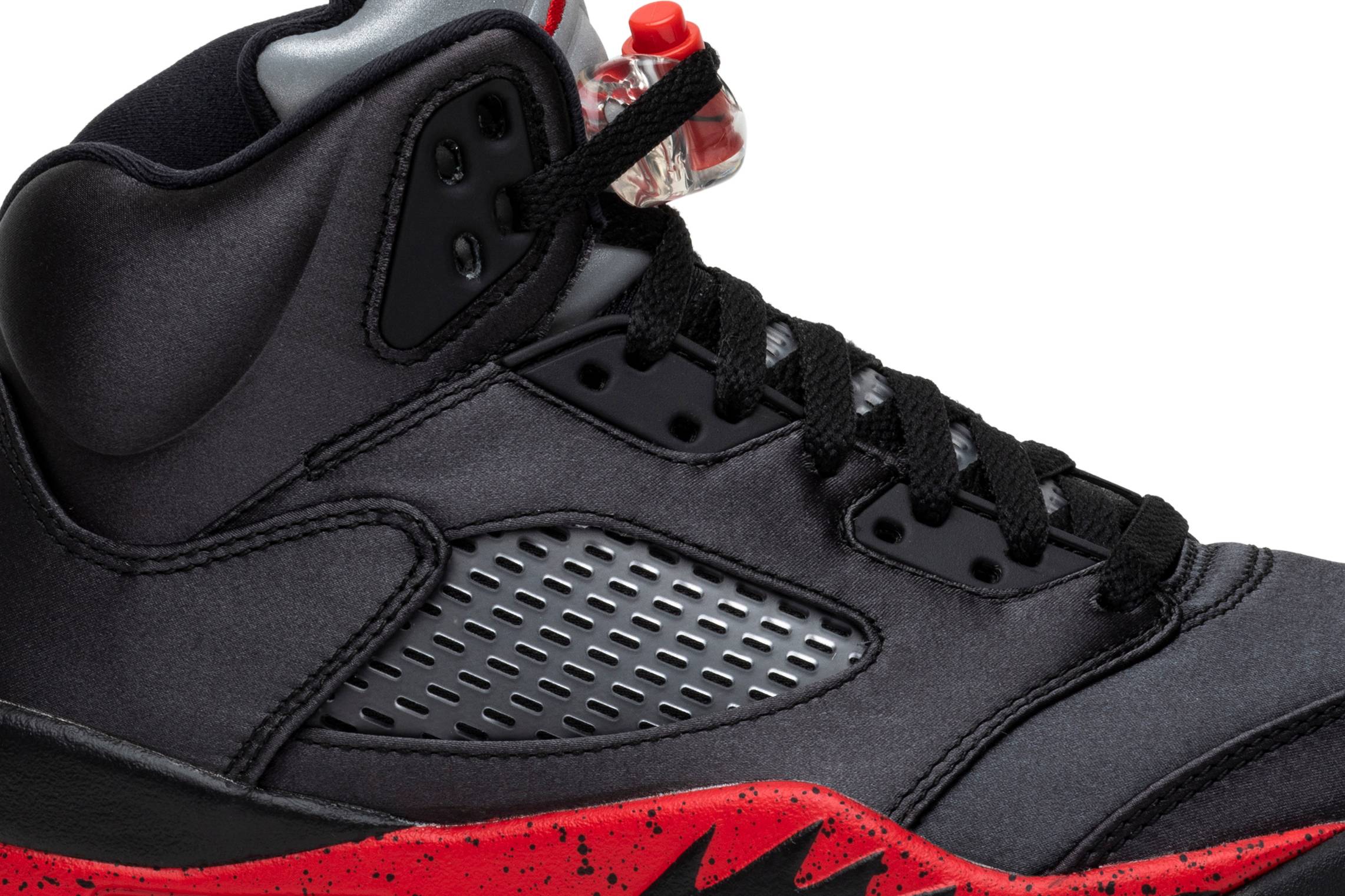 Air Jordan 5 Retro ‘Satin Bred’ 136027-006