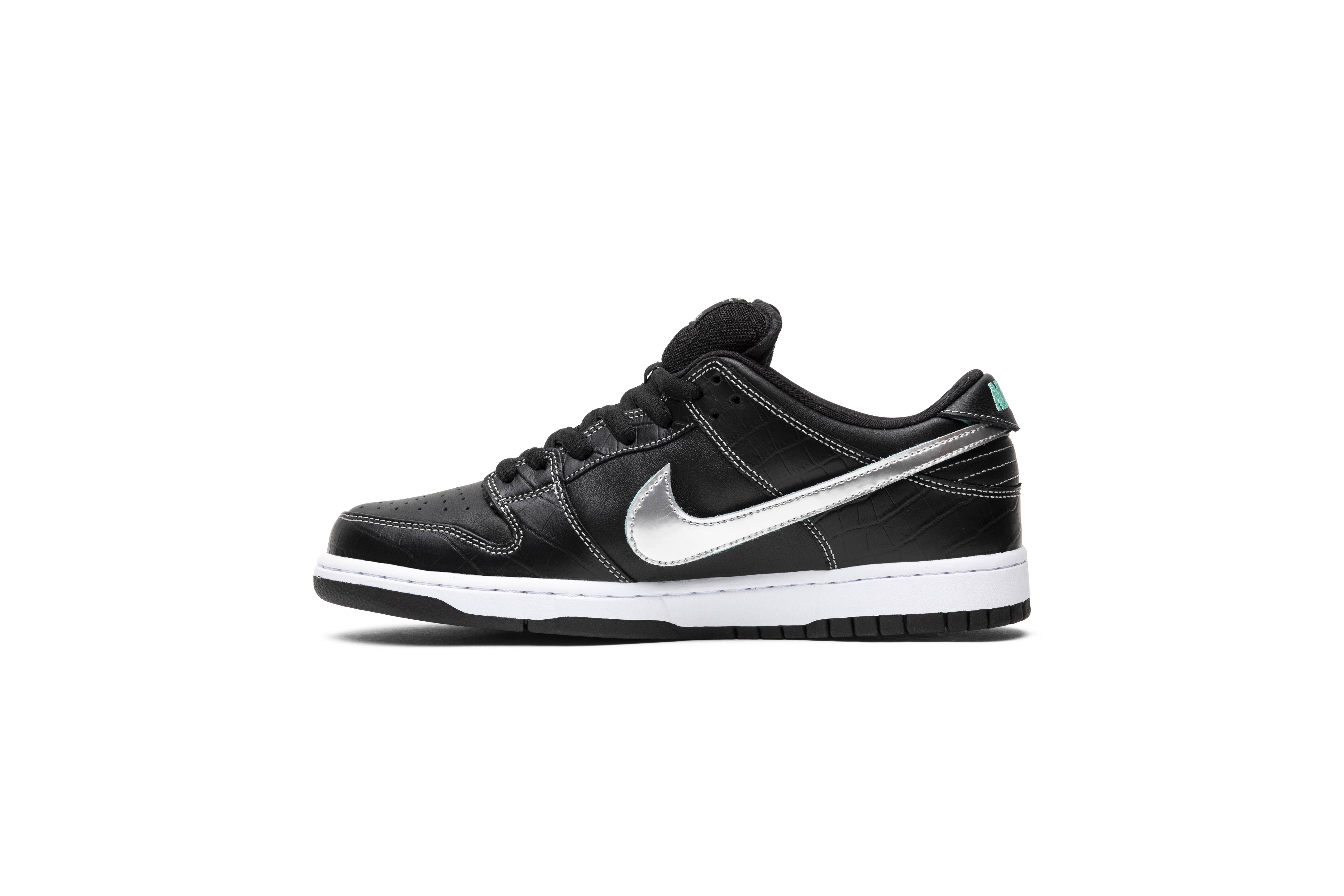 Di*m*nd s*pply co. x nike sb dunk low pro ‘black Di*m*nd’ bv1310-001