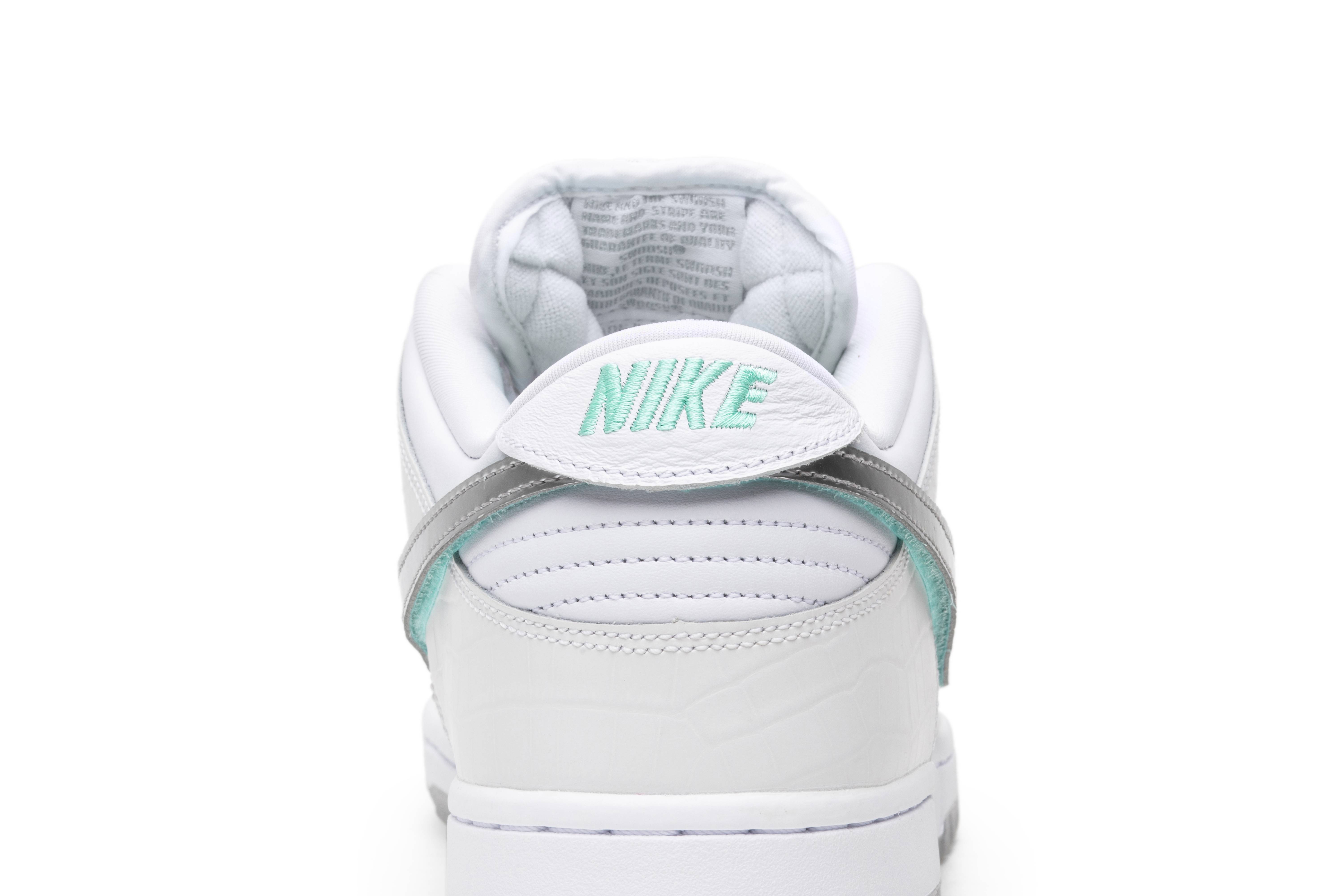 Di*m*nd s*pply co. x nike sb dunk low pro white Di*m*nd bv1310-100 nicesnk