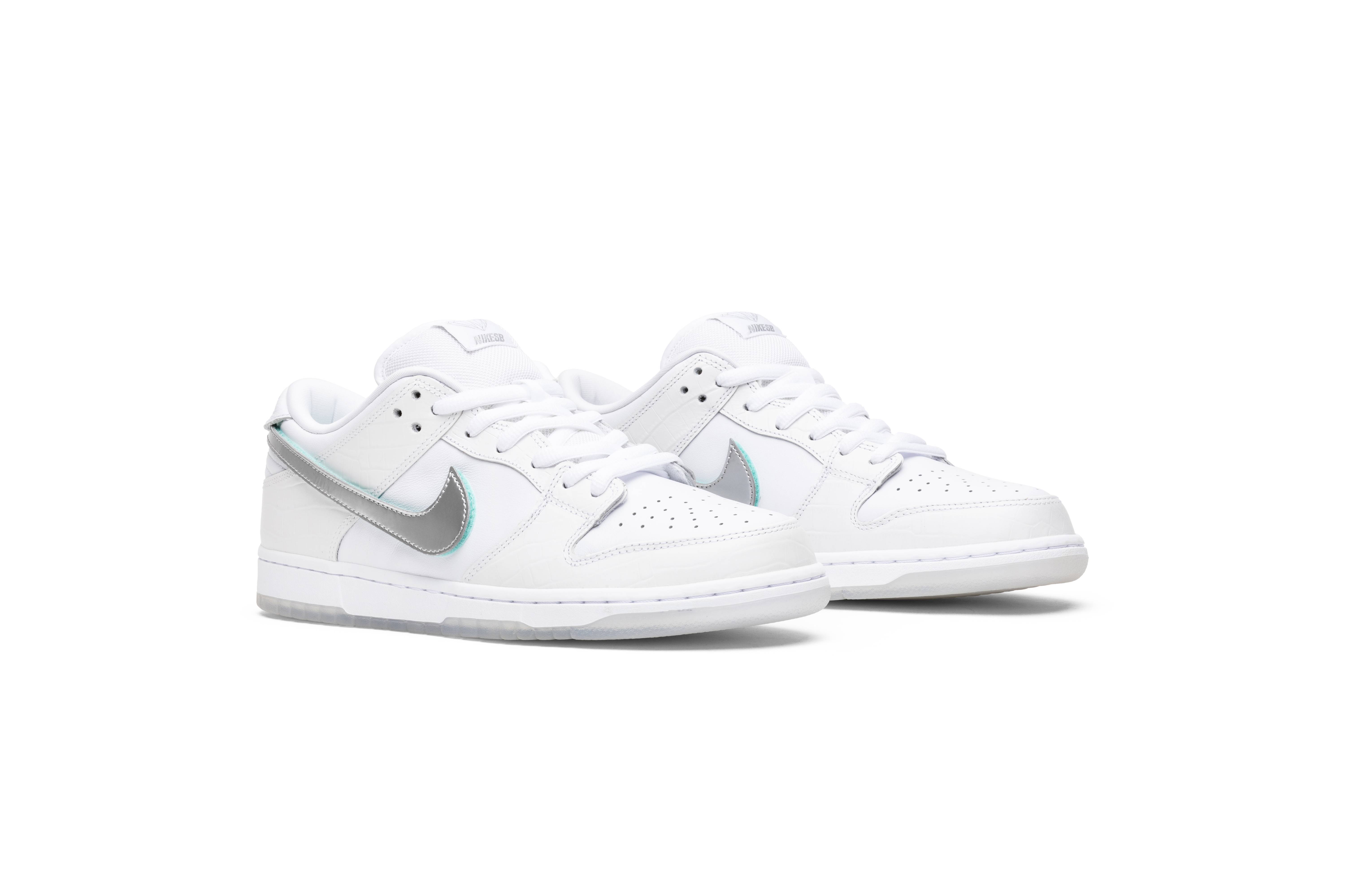 Di*m*nd s*pply co. x nike sb dunk low pro white Di*m*nd bv1310-100 nicesnk
