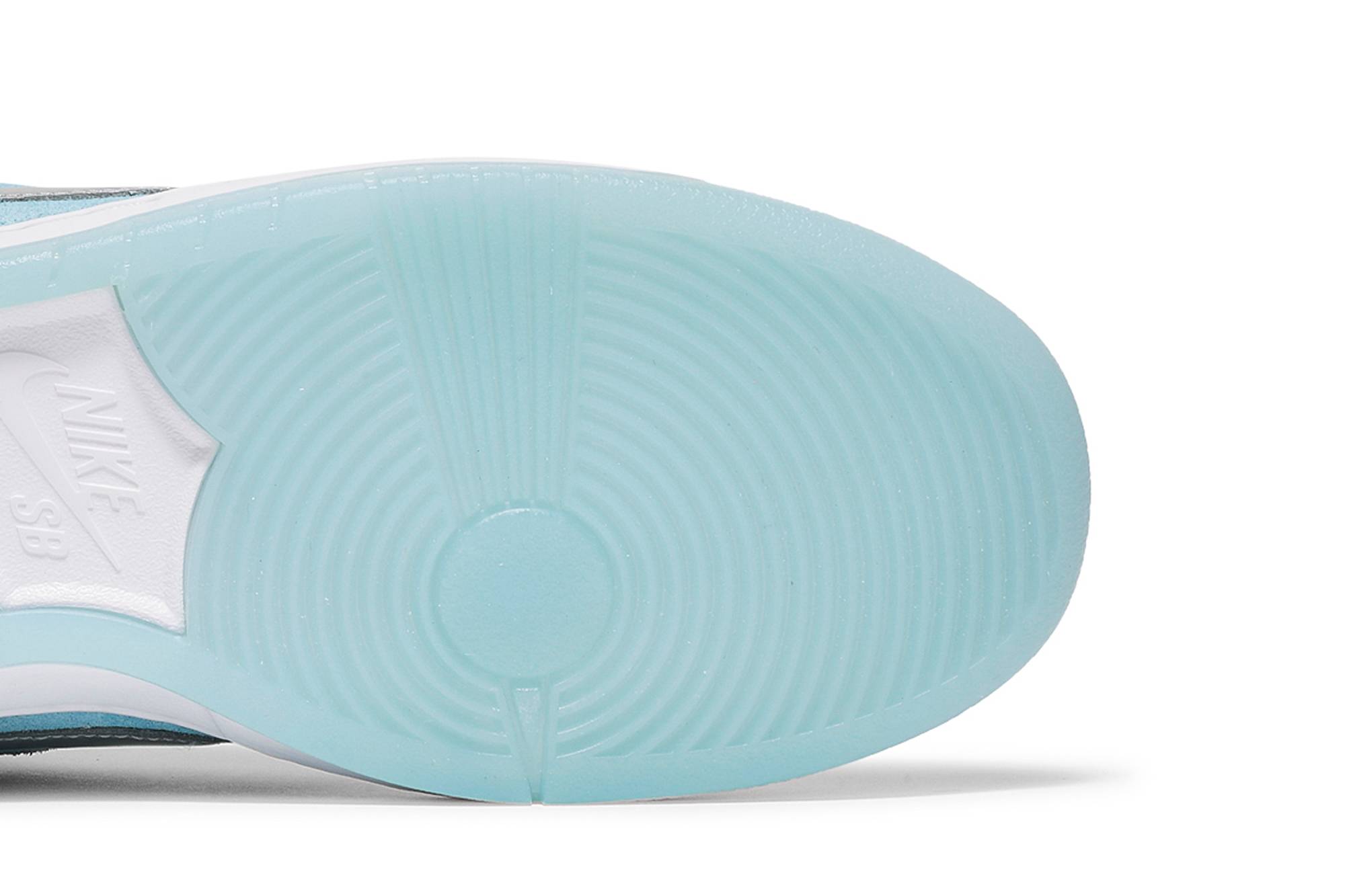 FTC x Nike SB Dunk Low ‘Lagoon Pulse’ DH7687-400