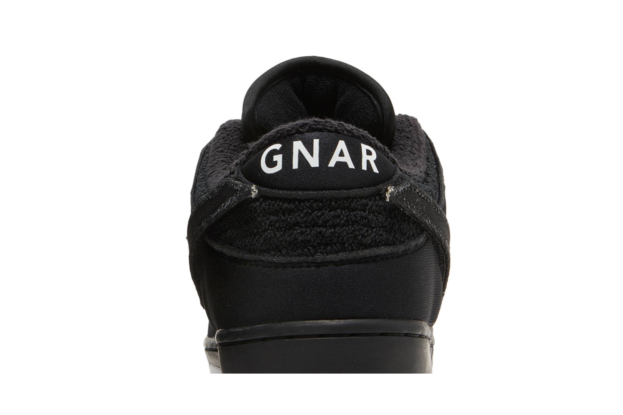 Gnarhunters x Nike SB Dunk Low DH7756-010 Nicesnk