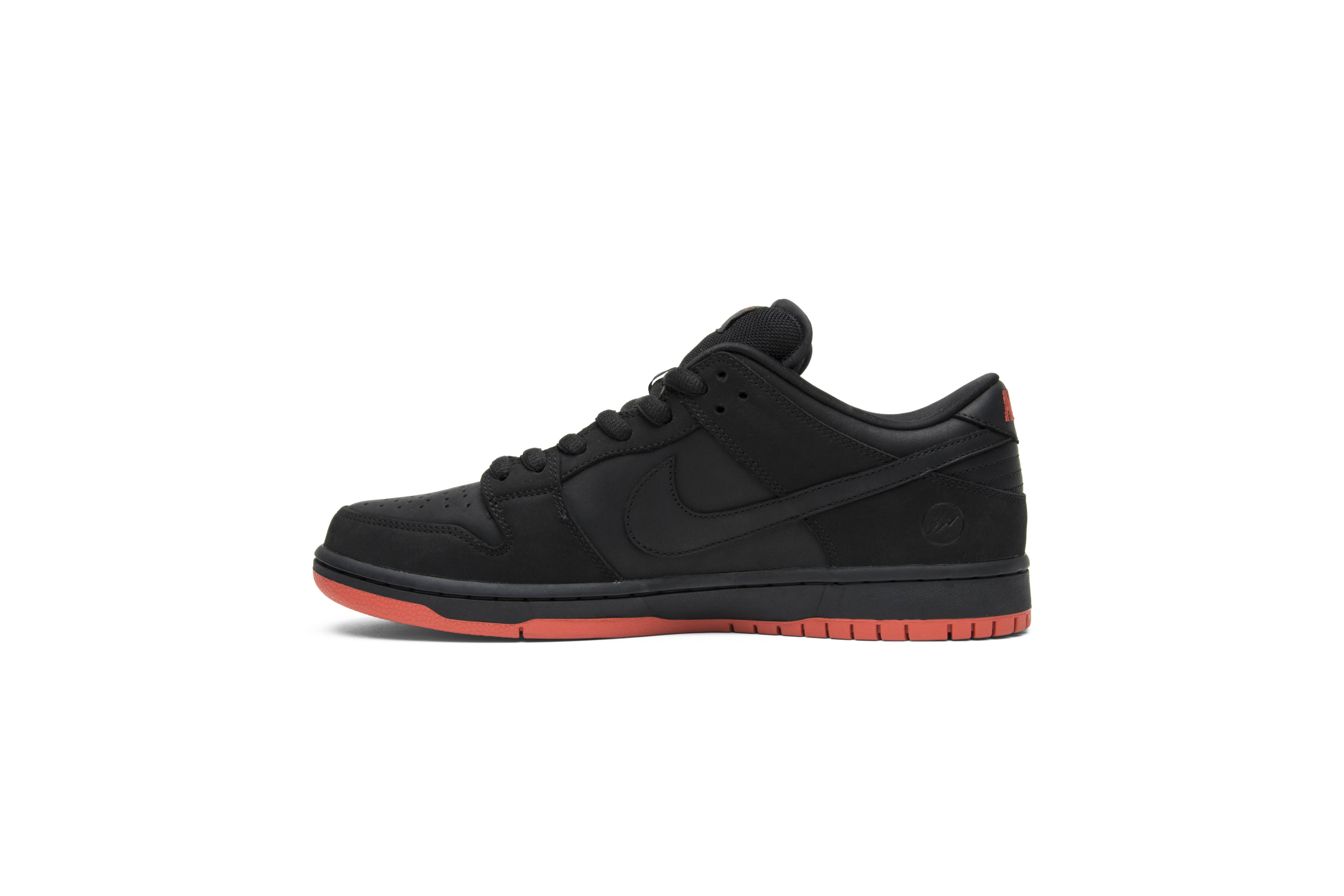Jeff Staple x Nike SB Dunk Low Pro Black Pigeon 883232-008 Nicesnk