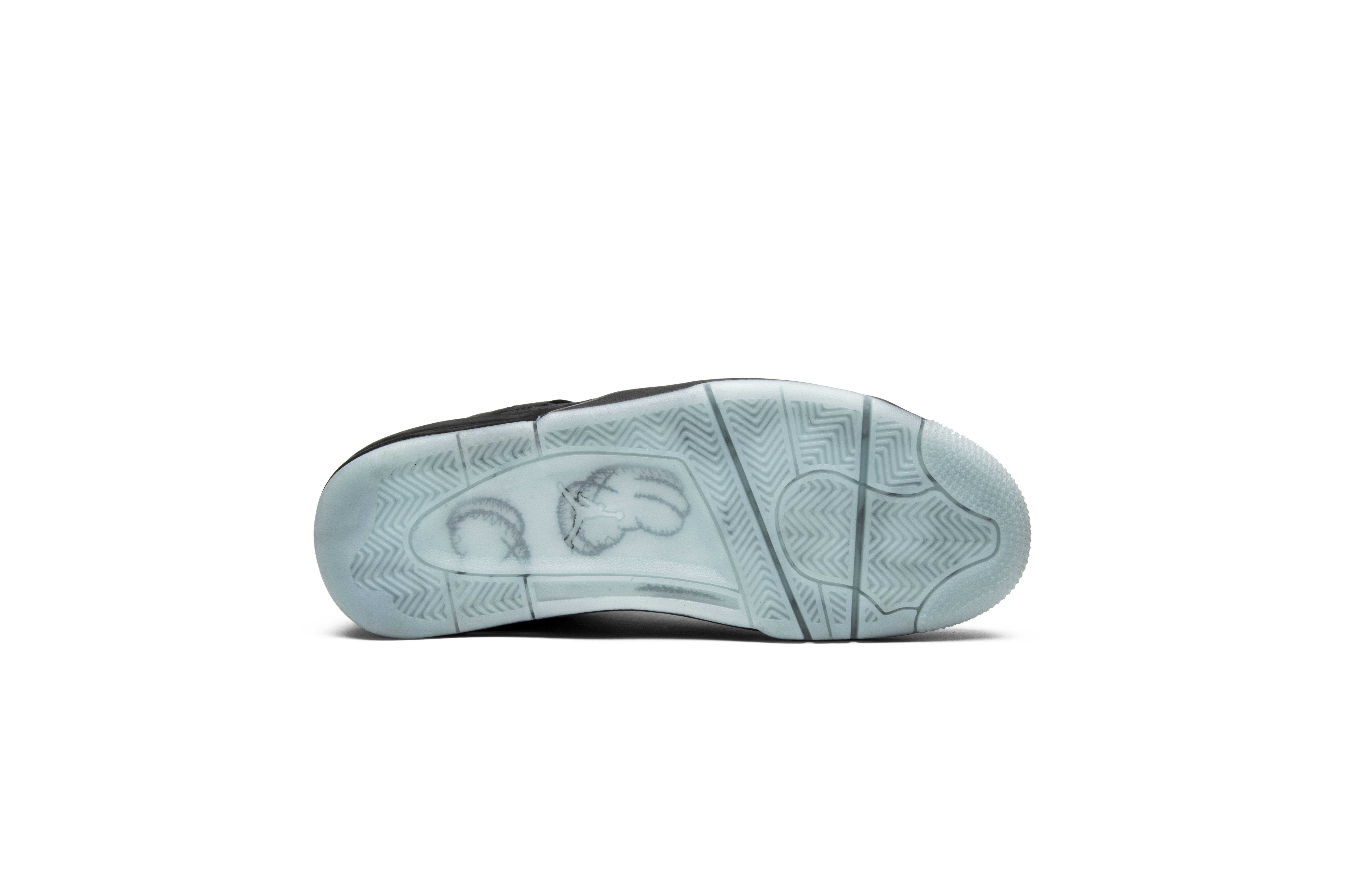 KAWS x Air Jordan 4 Retro Black 930155-001 Nicesnk