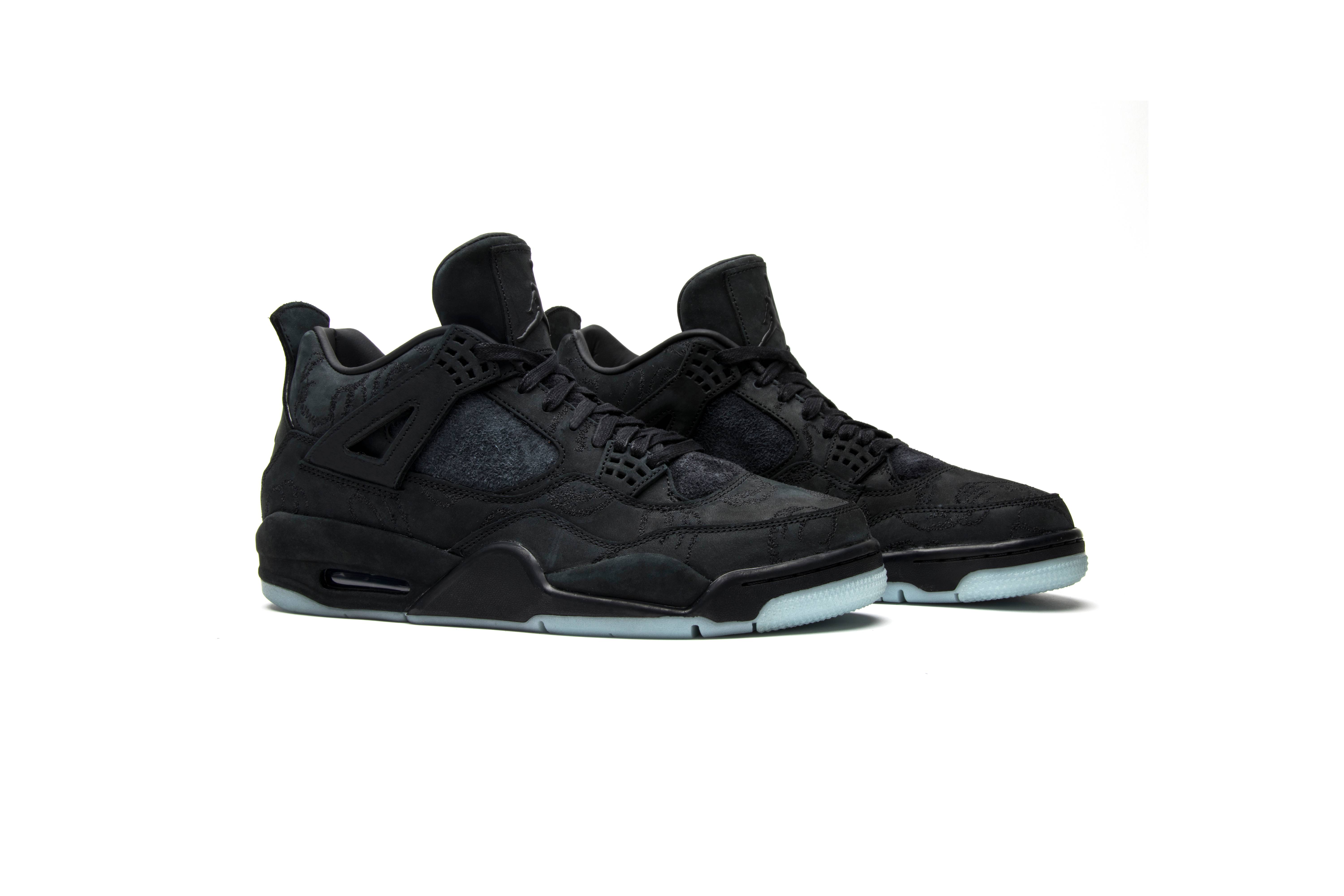 KAWS x Air Jordan 4 Retro Black 930155-001 Nicesnk