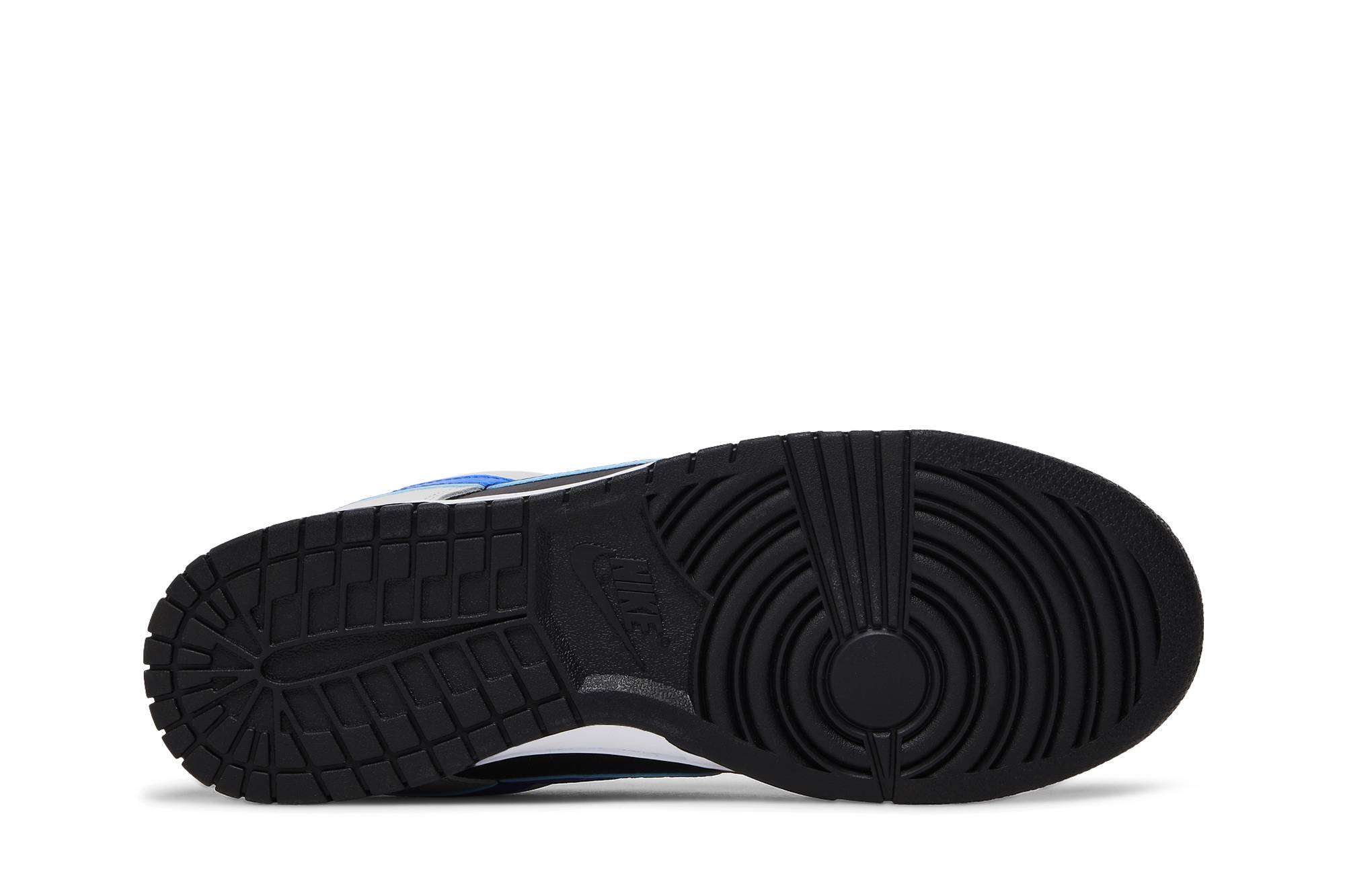 NBA x Nike Dunk Low EMB ’75th Anniversary Knicks’ DD3363-002
