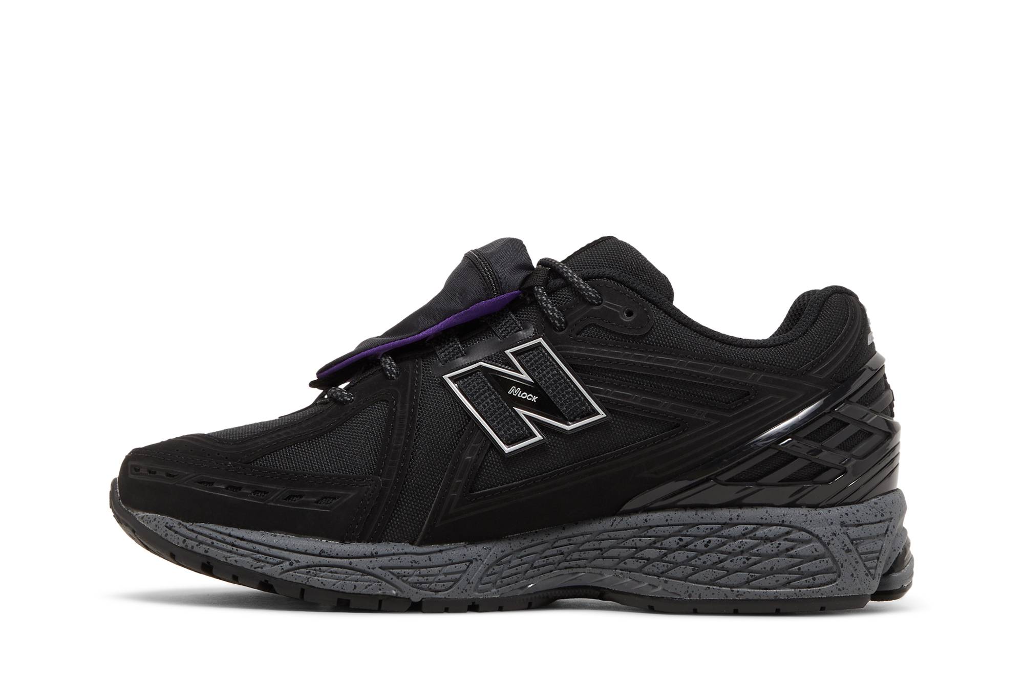 New Balance 1906R Cordura Pouch – Black M1906ROC Nicesnk