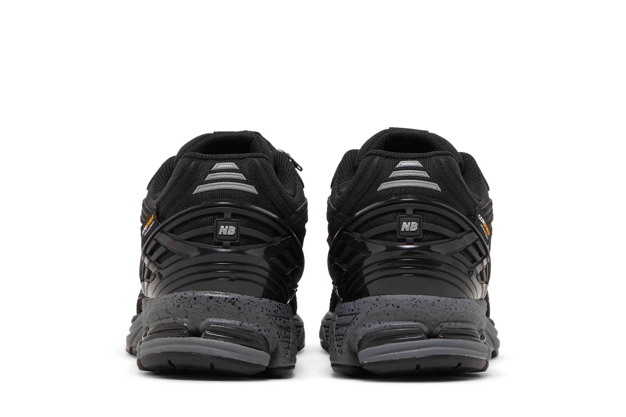 New Balance 1906R Cordura Pouch – Black M1906ROC Nicesnk