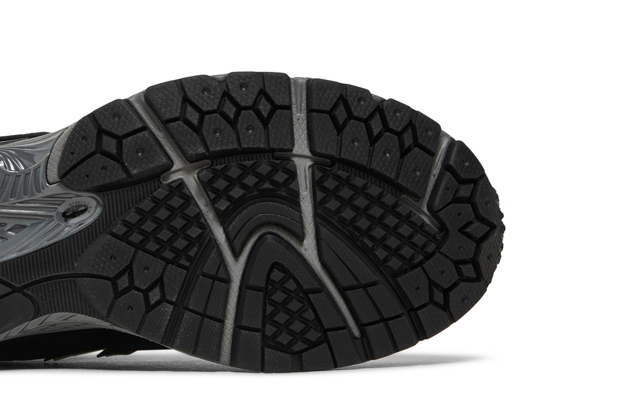 New Balance 2002R ‘Black’ M2002RR1