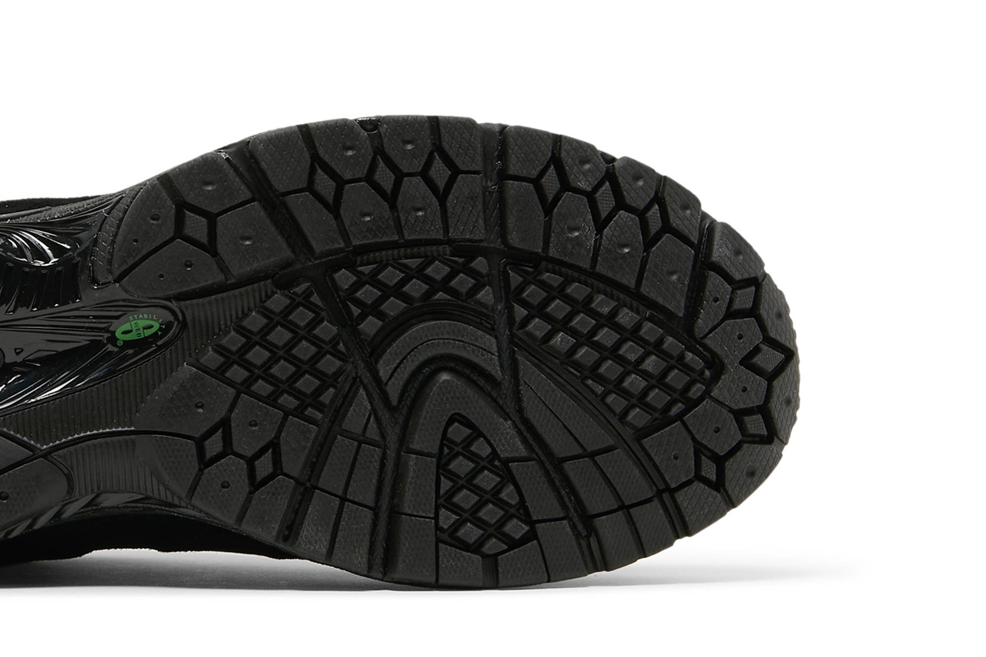 New Balance 2002R Black Green ML2002RO Nicesnk