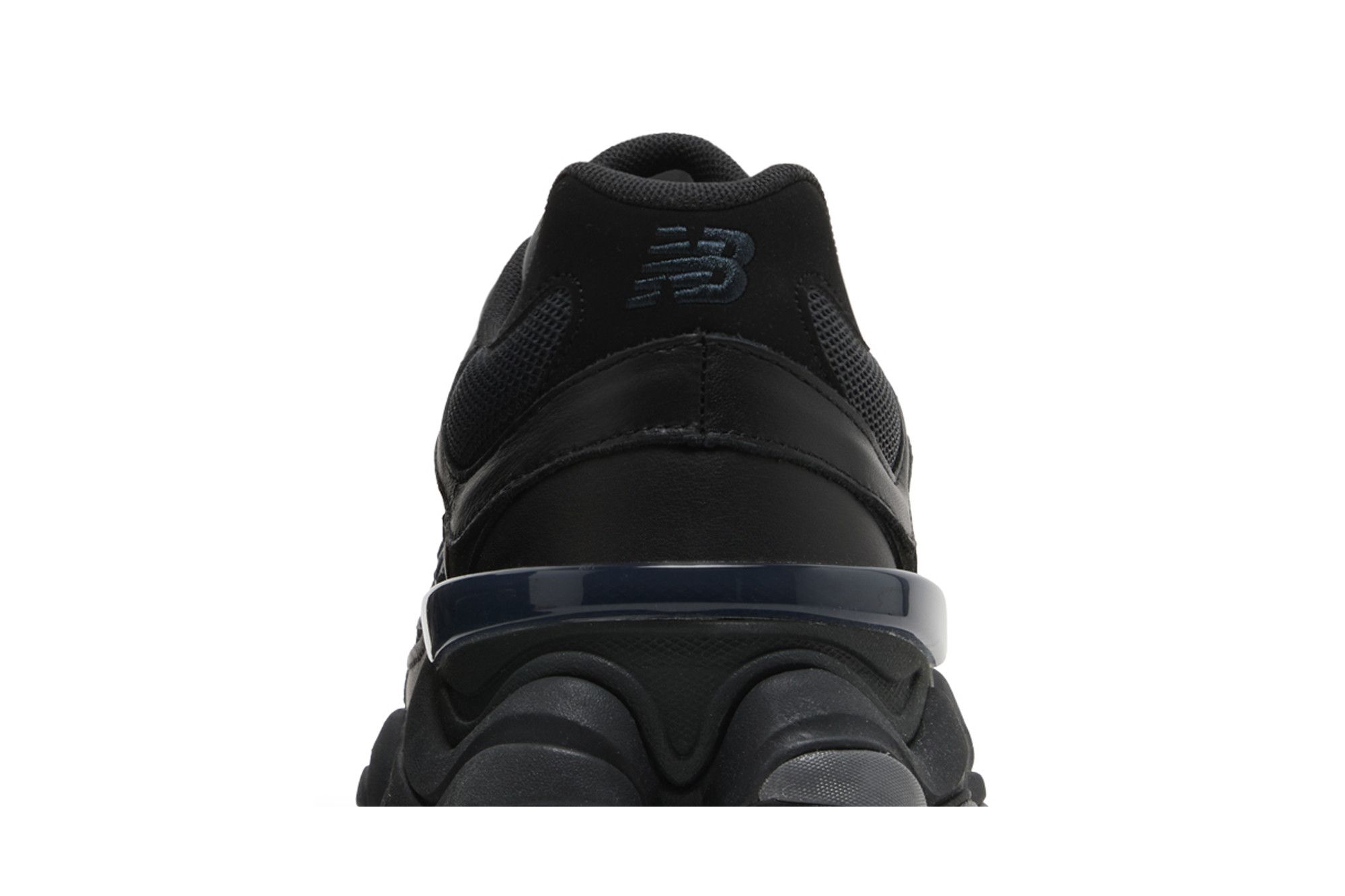 New Balance 9060 ‘Triple Black Leather’ U9060NRI