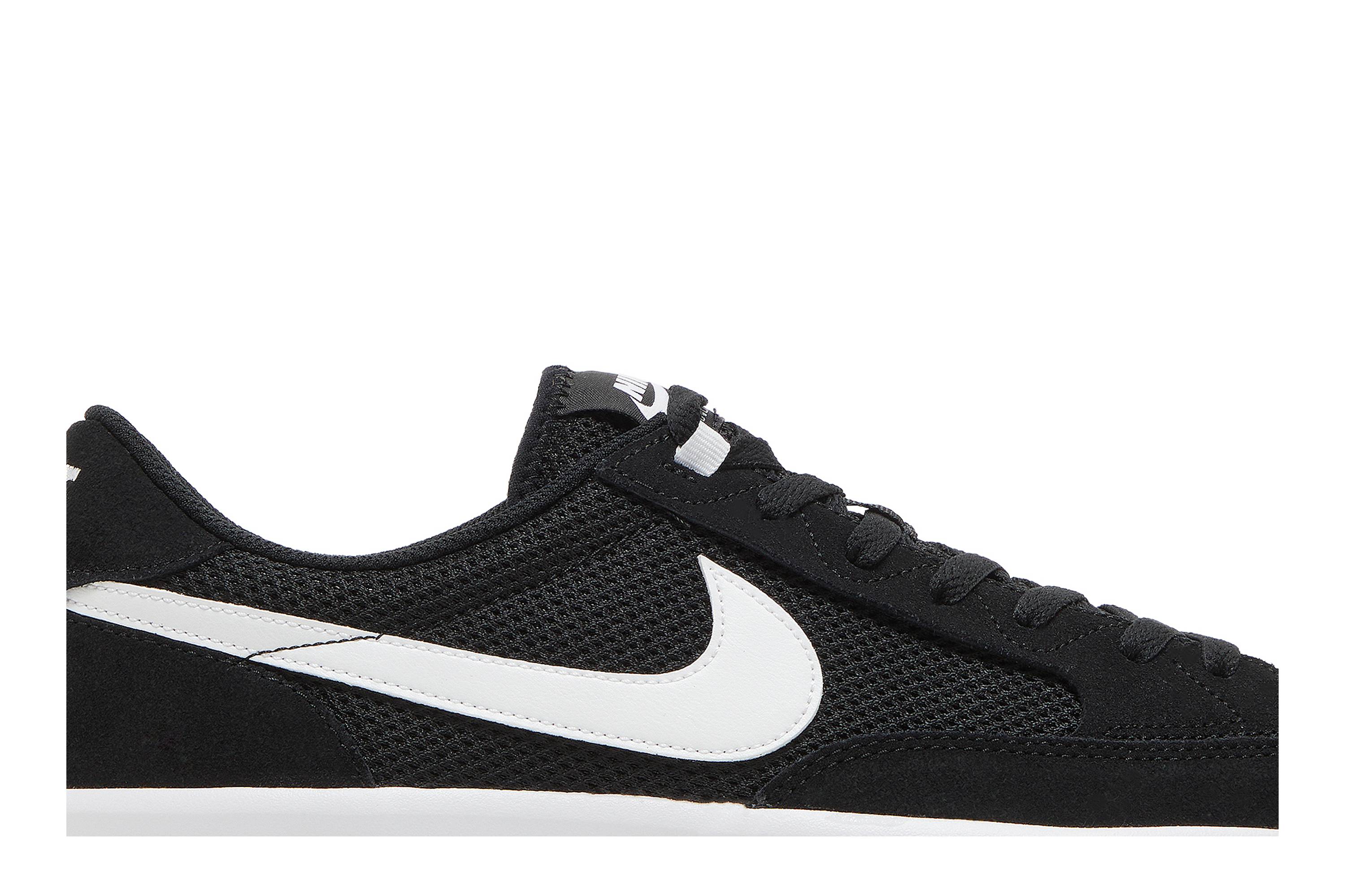 Nike Adversary SB ‘Black White’ CJ0887-001