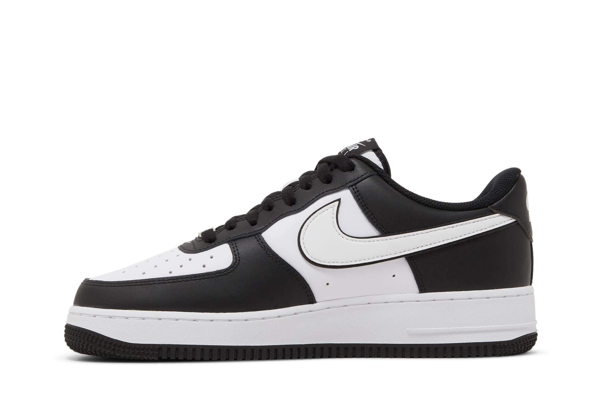 Nike Air Force 1 ’07 ‘Panda’ DV0788-001