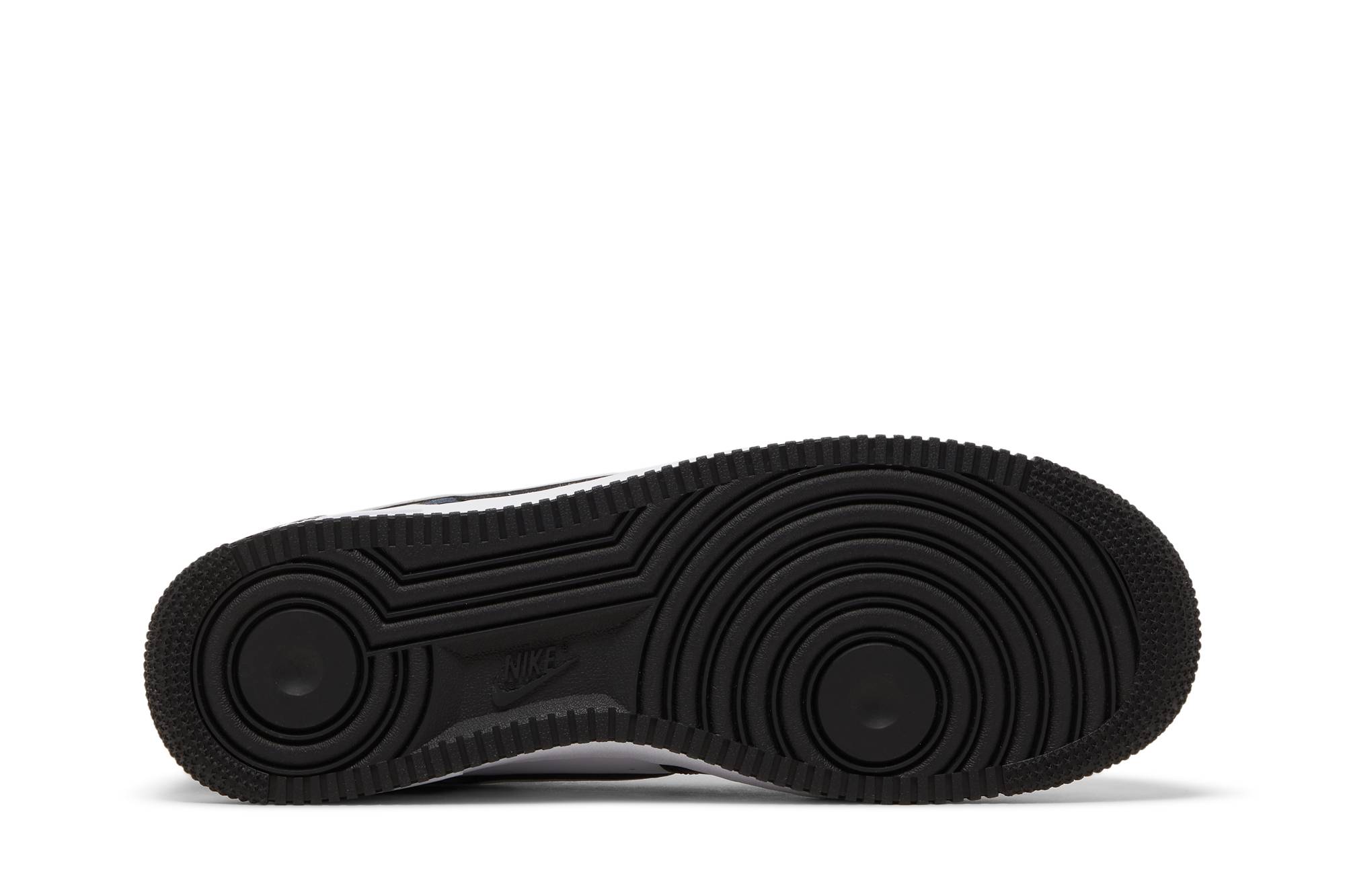 Nike Air Force 1 ’07 ‘Panda’ DV0788-001